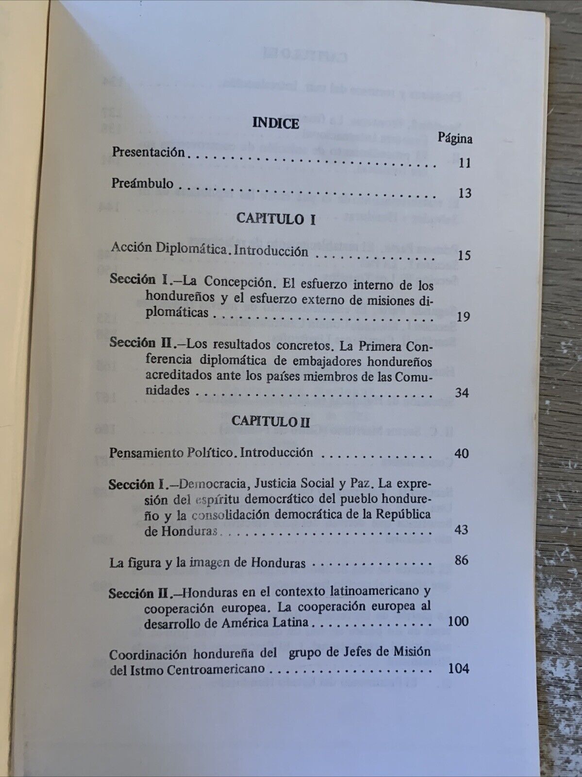 Diplomacia-Politica y desarollo nacional de Honduras. Roberto Herrera Caceras