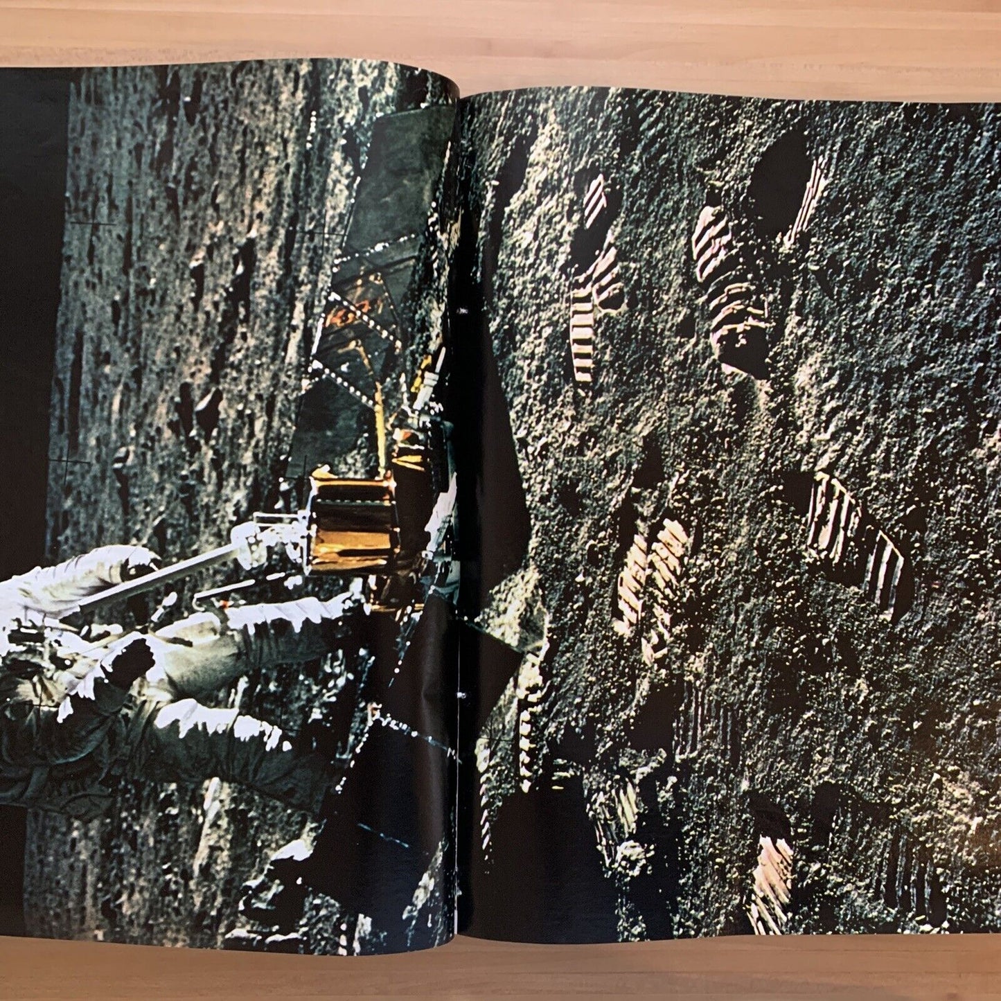 EPOCA rivista LUNA 6 numeri rilegati a libro. LA SPEDIZIONE APOLLO 8-10-11-12-15