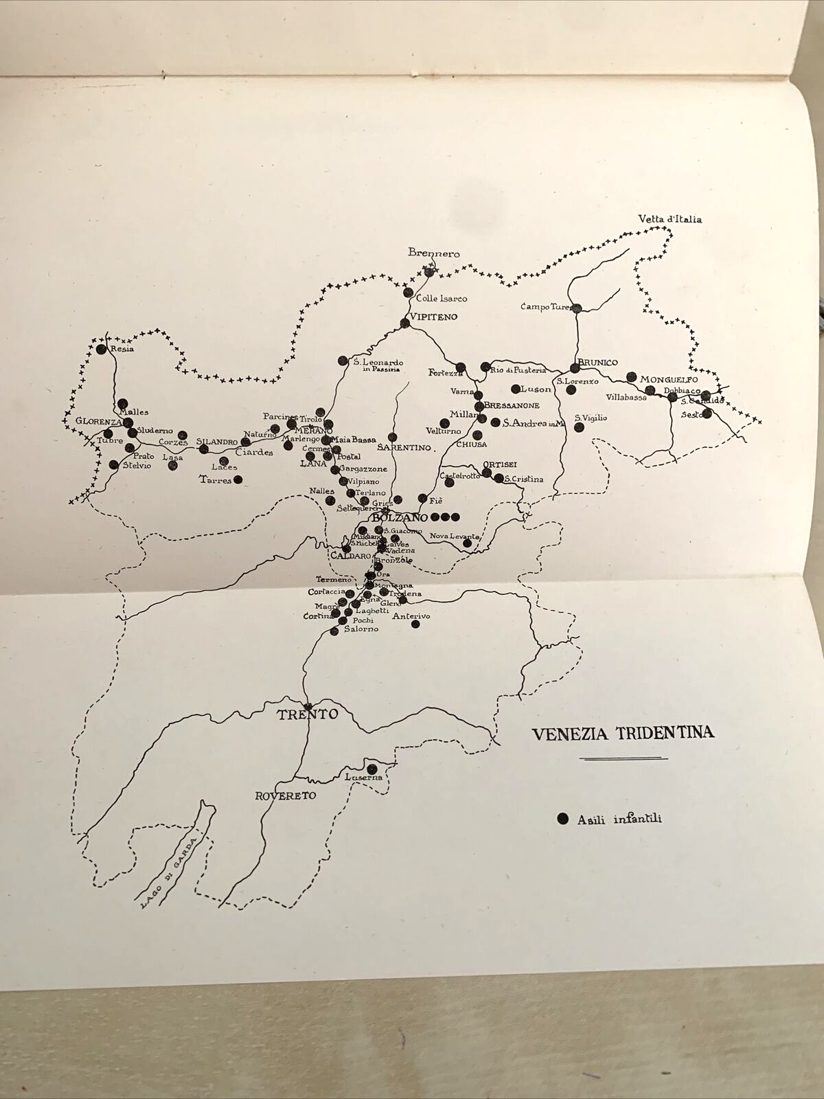 OPERA NAZIONALE DI ASSISTENZA ALL'ITALIA REDENTA - Relazione e rendiconto 1929 #