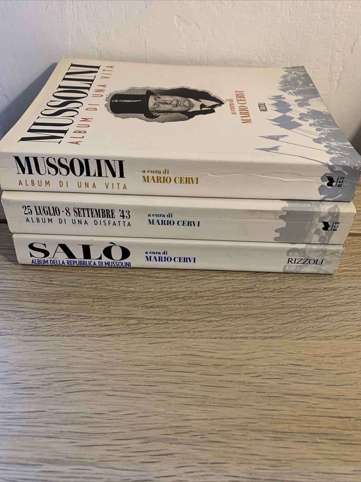 Salò album della Repubblica, Mussolini album di una vita, 25 luglio 8 settembre