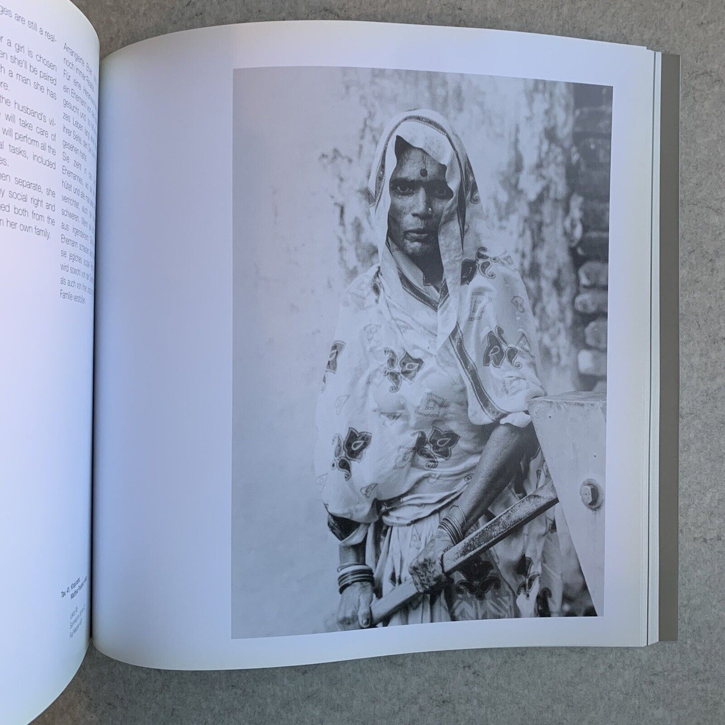 IMPRONTE DI LUCE - Stefano Schrievers. In viaggio nelle terre degli Uomini 2006#