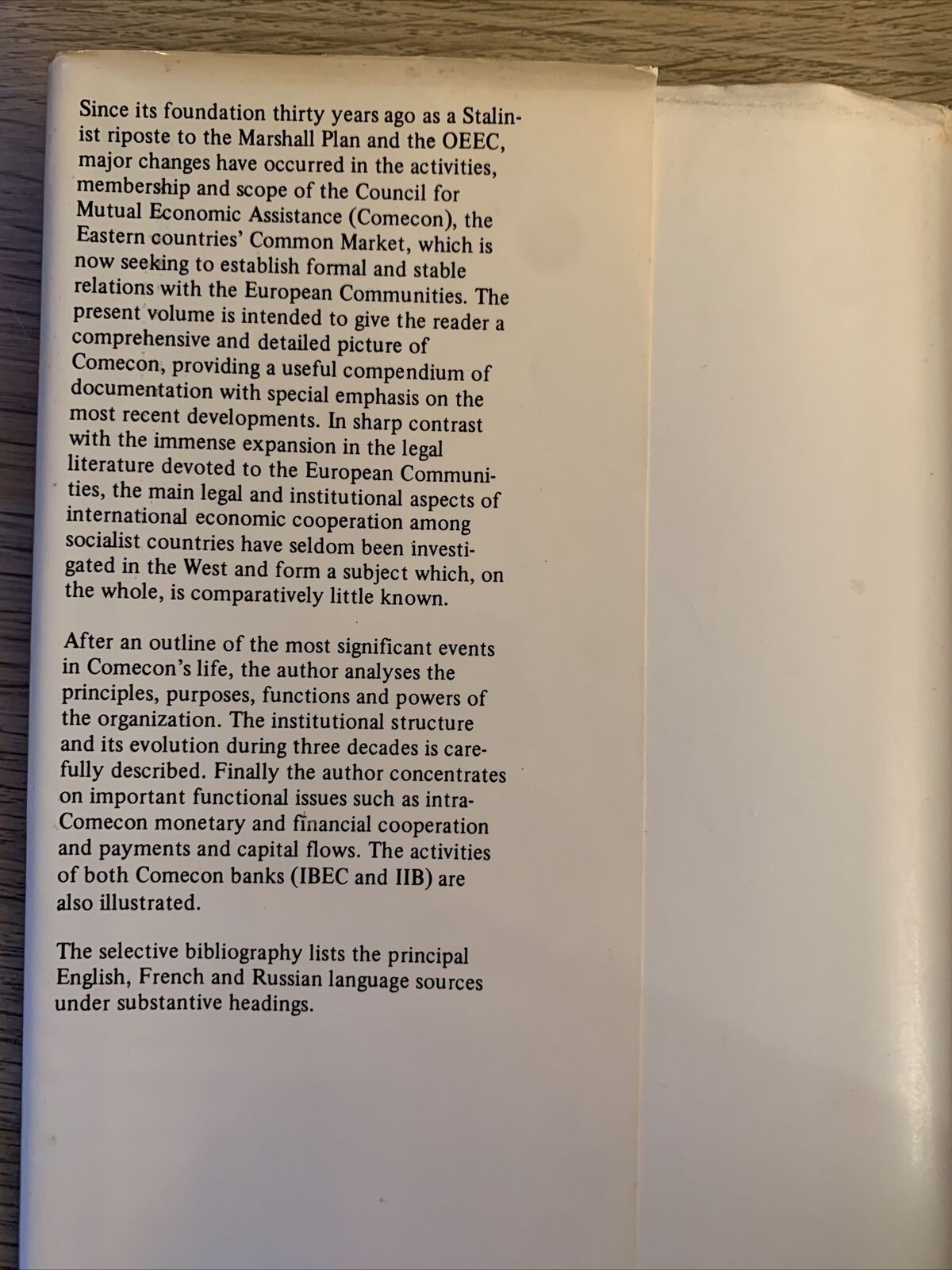 THE INSTITUTIONS OF COMECON. GIUSEPPE SCHIAVONE 1981
