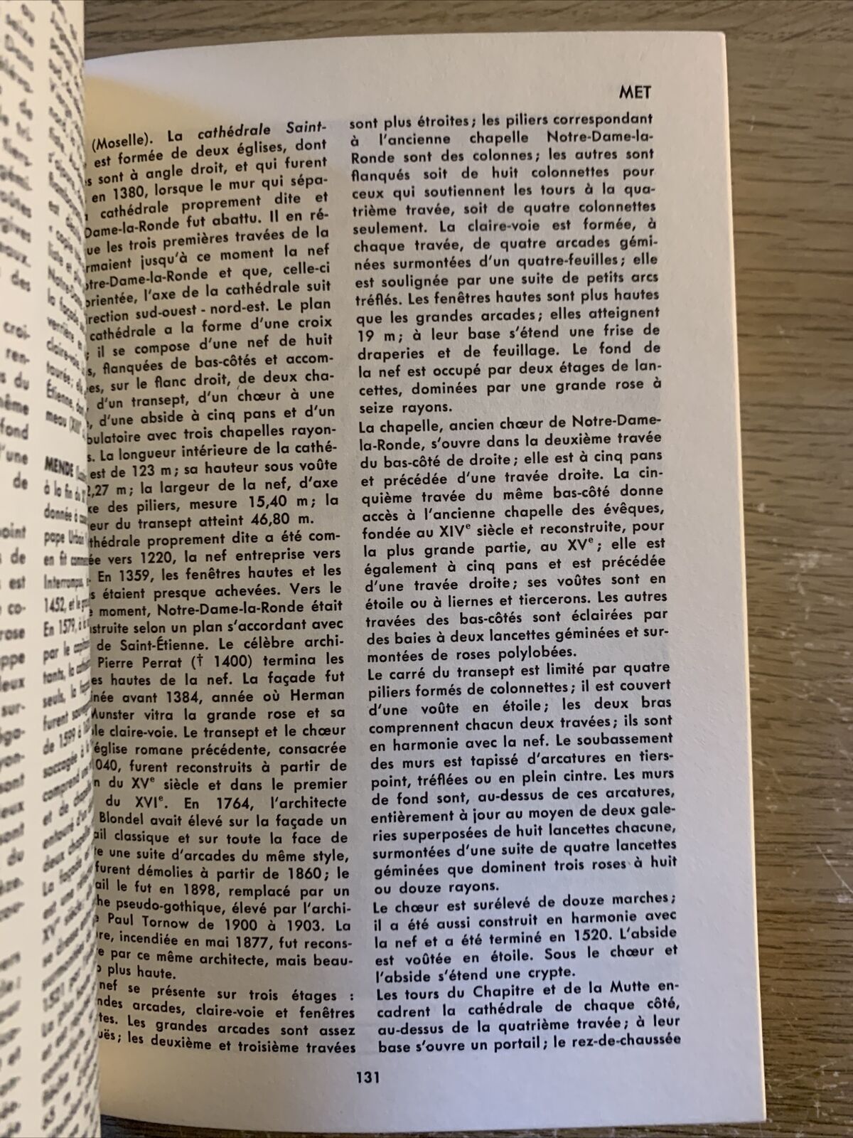 DICTIONNAIRE DES CATHÉDRALES DE FRANCE - LAROUSSE 1971