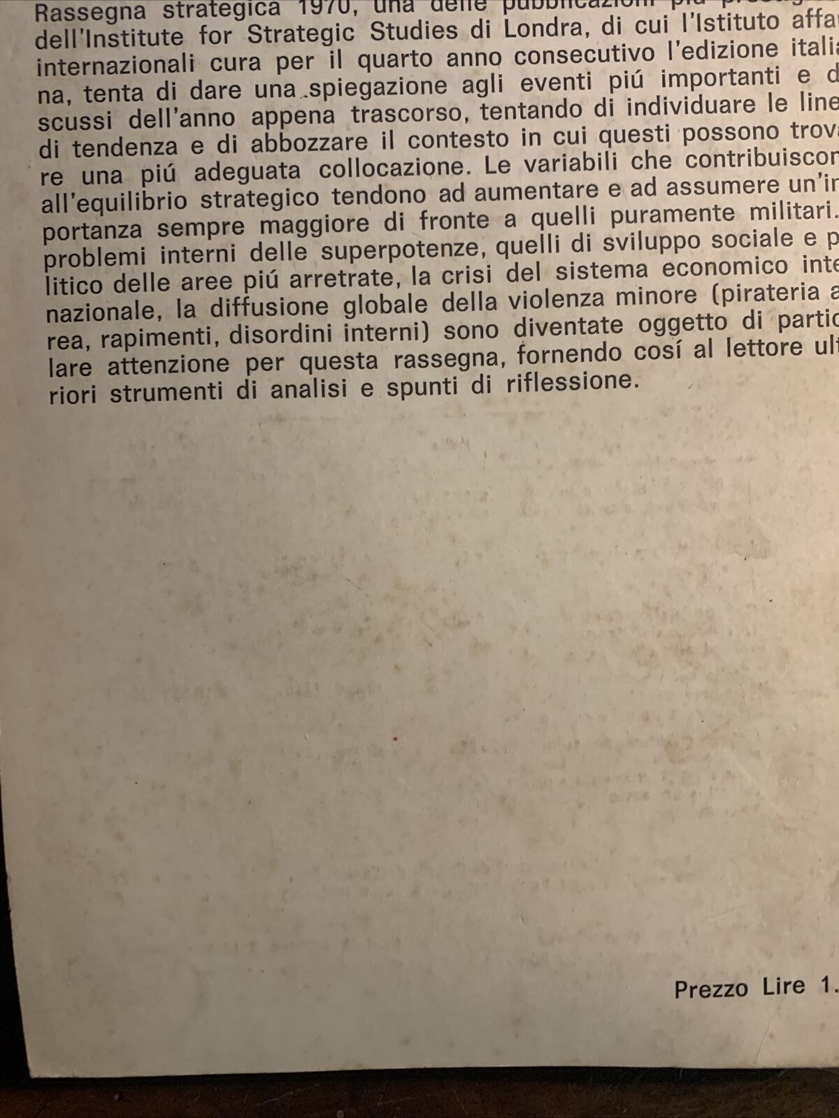 Le tensioni nel mondo : Rassegna strategica 1969 1970 1971 1972. Il Mulino 4 vol