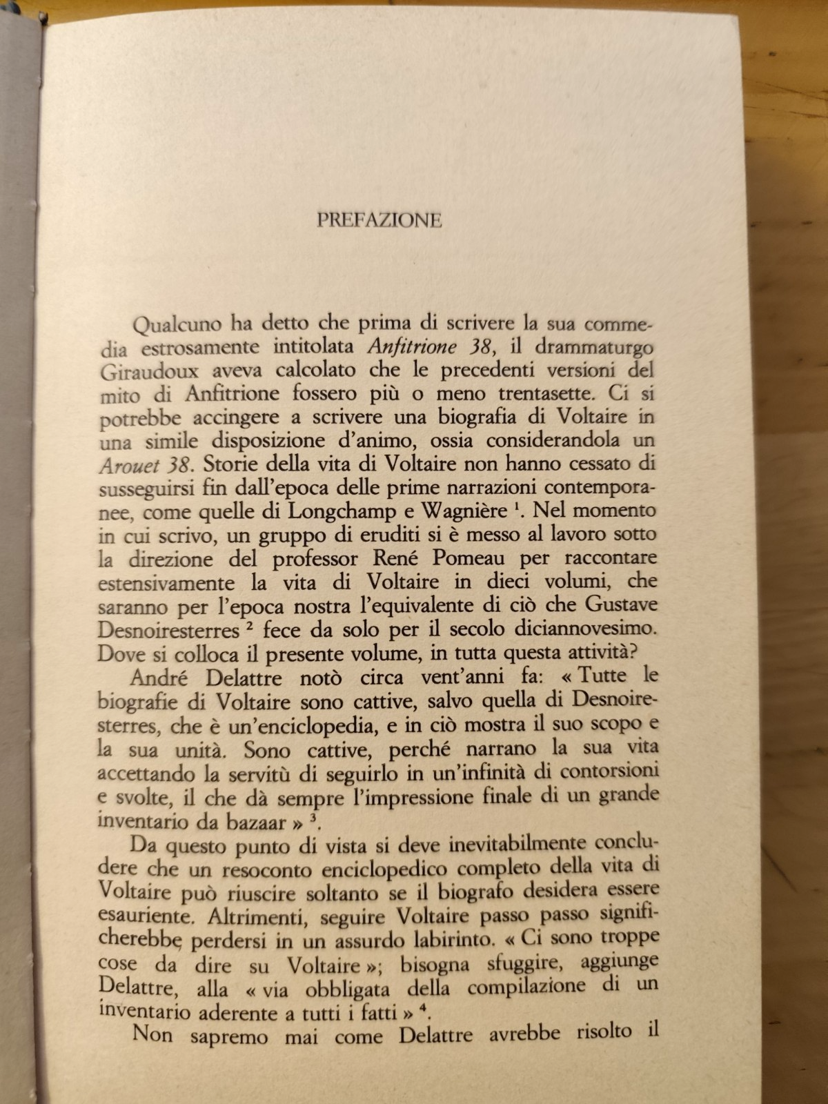 Vita di Voltaire - Haydn Mason. Laterza 1984