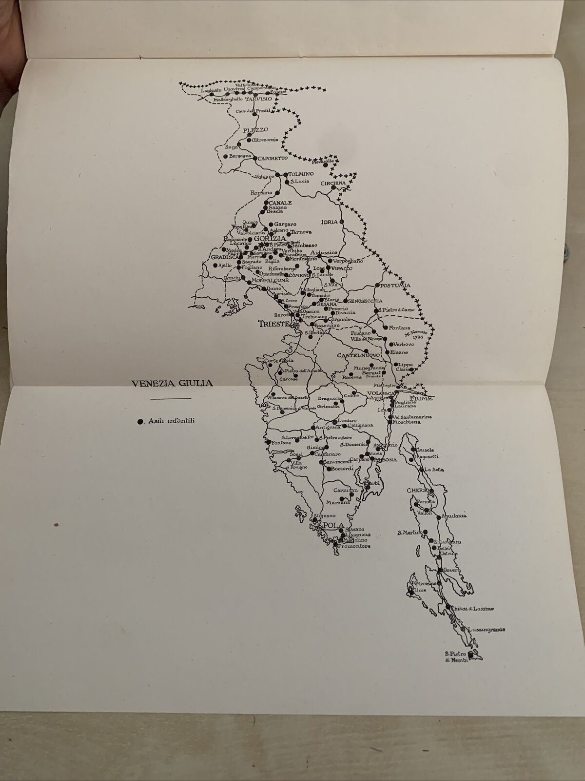 OPERA NAZIONALE DI ASSISTENZA ALL'ITALIA REDENTA - Relazione e rendiconto 1929 #