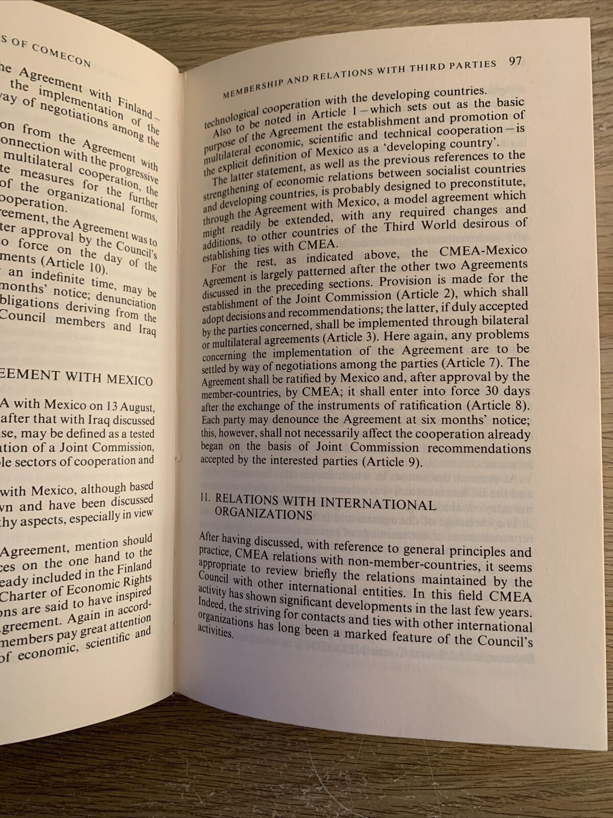 THE INSTITUTIONS OF COMECON. GIUSEPPE SCHIAVONE 1981