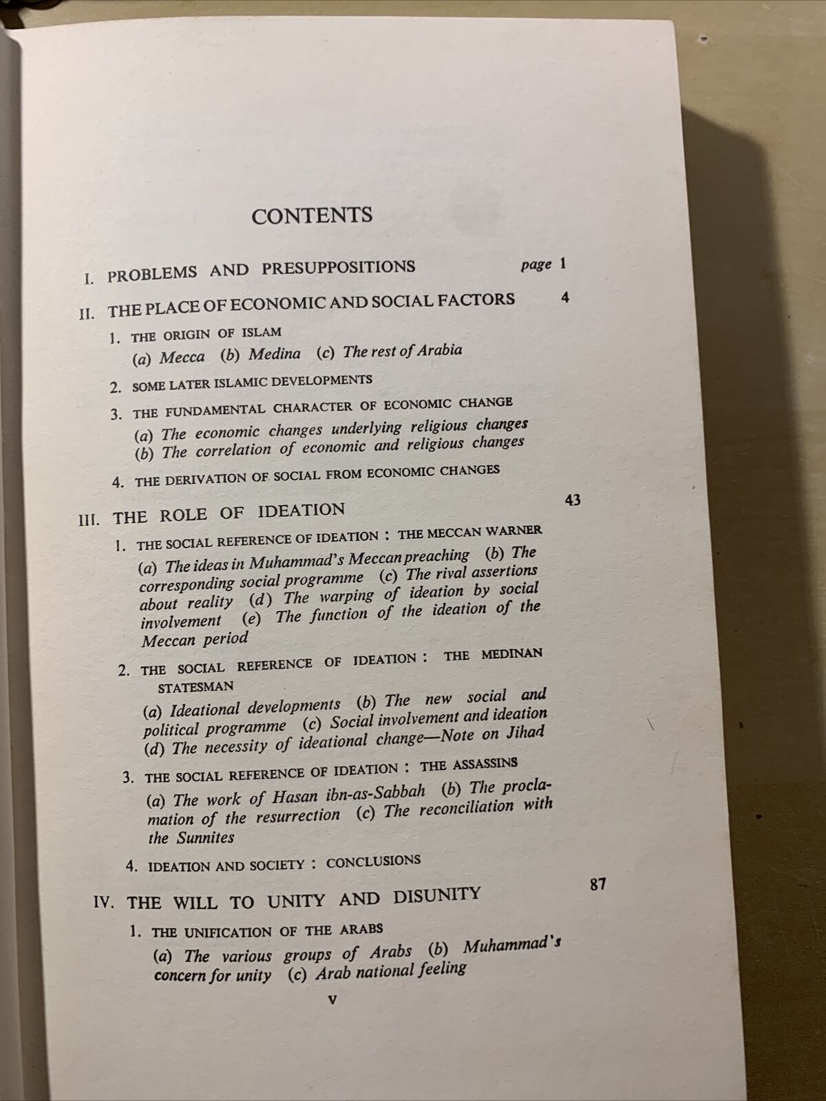 ISLAM AND THE INTEGRATION OF SOCIETY. MONTGOMERY WATT 1966