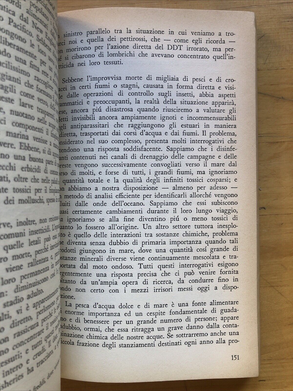 Primavera silenziosa - Rachel Carson, Feltrinelli 1966. UE 524