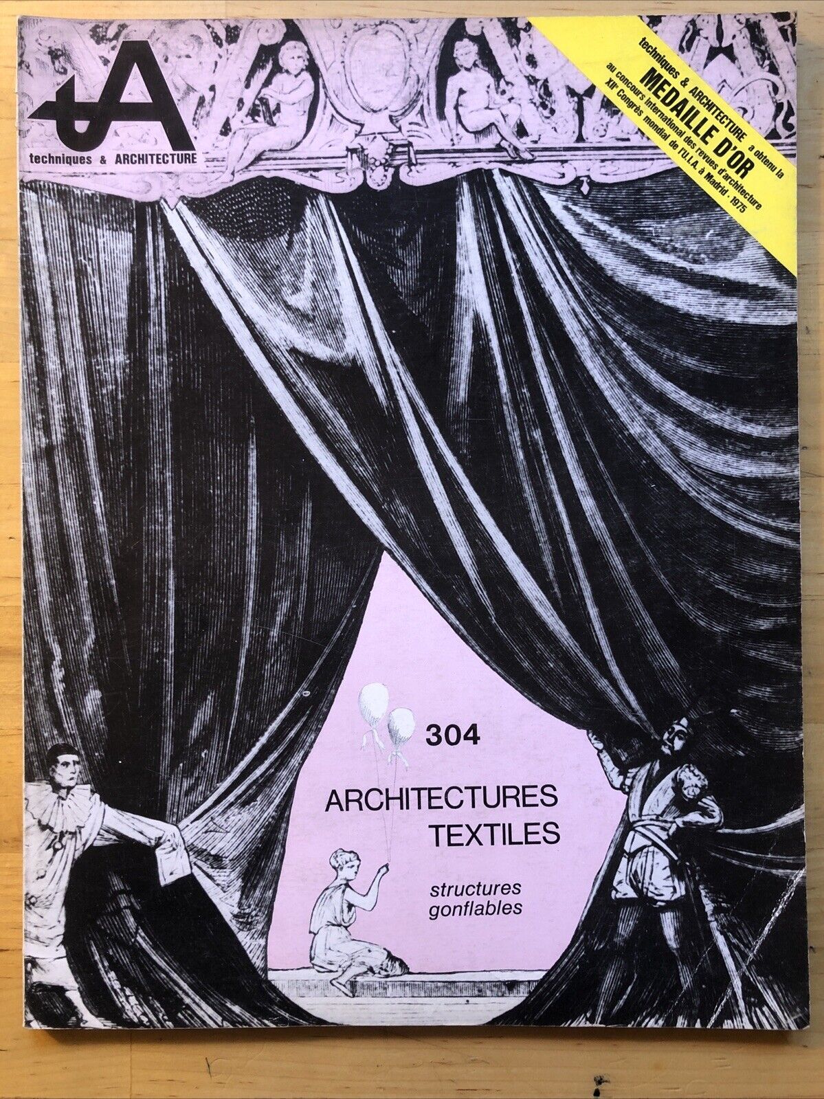 Techniques & Architecture - Architectures textiles, structures gonflabes 1975
