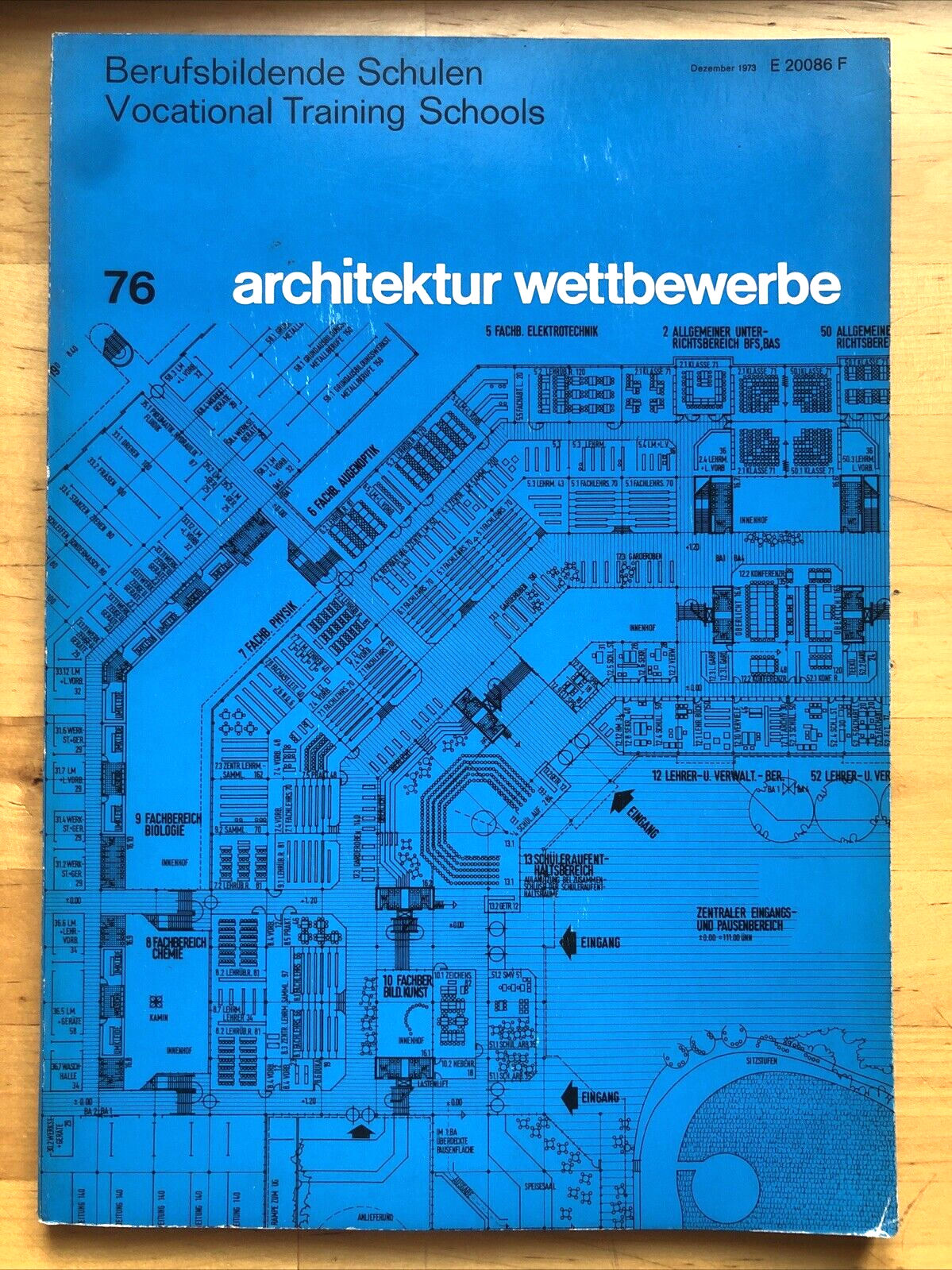 ARCHITEKTUR WETTBEWERBE 76 architettura architecture Vocational training schools