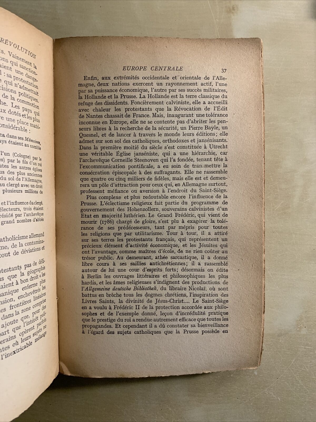 L'EGLISE CATHOLIQUE ET LA RÉVOLUTION FRANCAISE - ANDRÉ LATREILLE. HACHETTE #