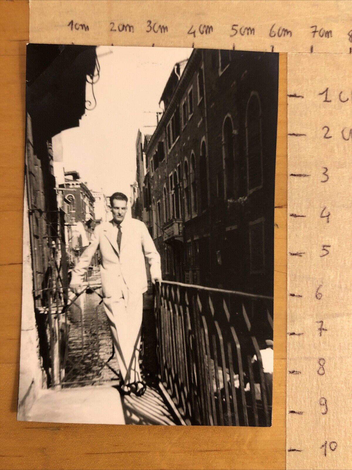 Fotografia VENEZIA originale 1958, 6x9cm, gondoliere in sfondo