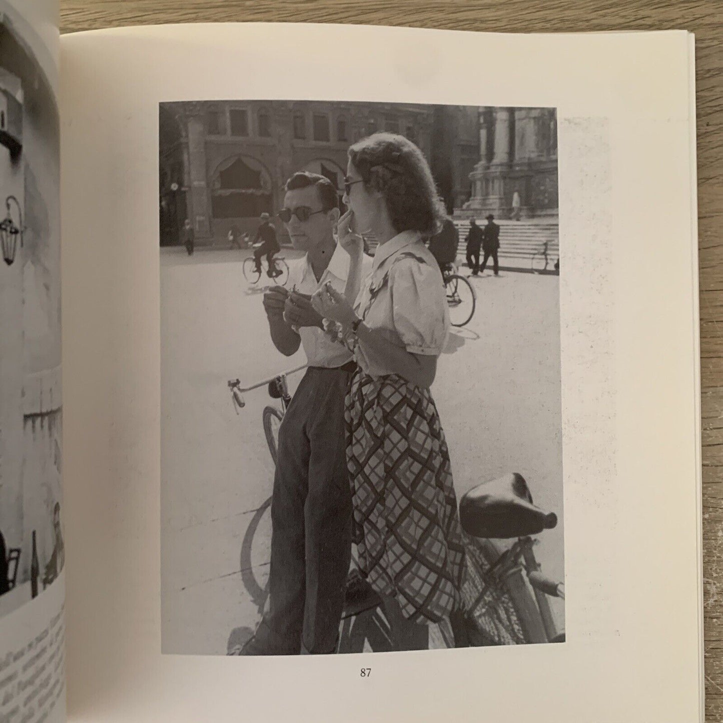 Bologna anni trenta in 110 immagini d'epoca, Nino Comaschi, Arnaldo Forni 1984
