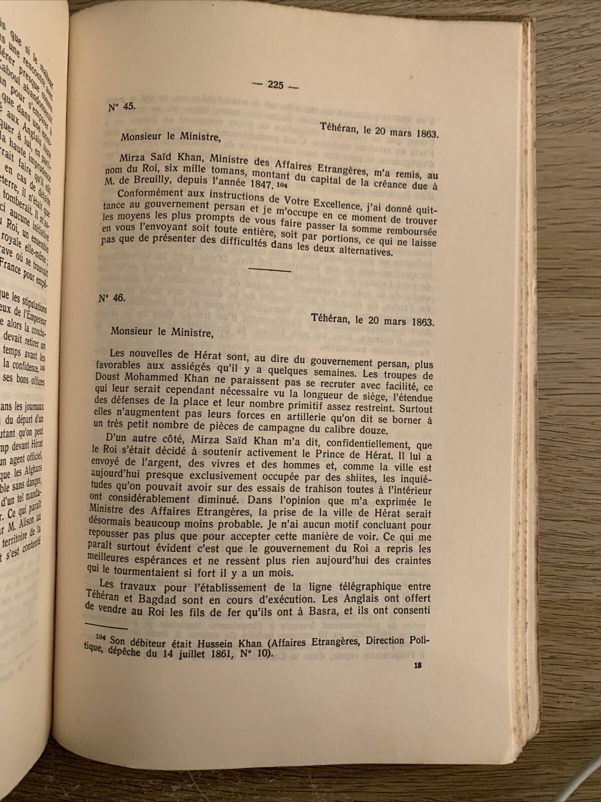 LES DÉPÊCHES DIPLOMATIQUE DU COMTE DE GOBINEAU EN PERSE. ADRIENNE DORIS HYTIER