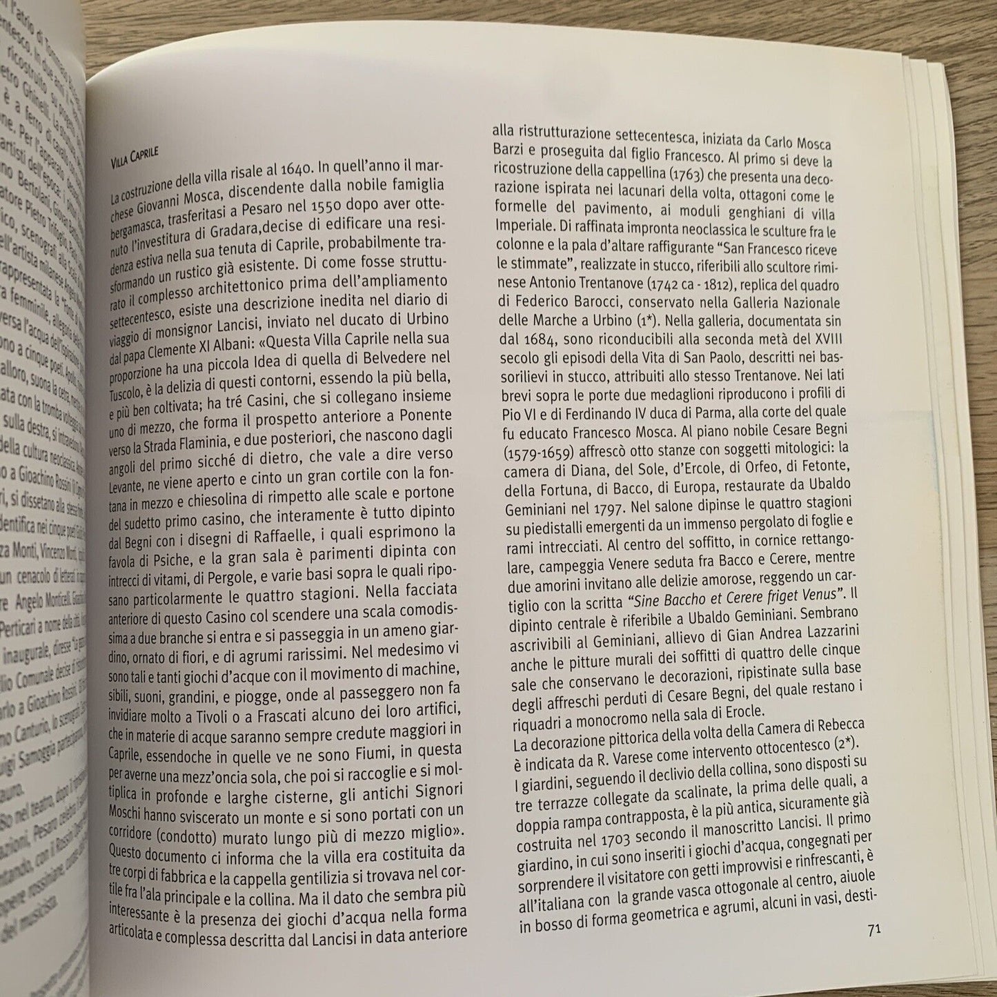 PESARO guida storico-artistica. Federica Tesini. Melchiorri editore 2000