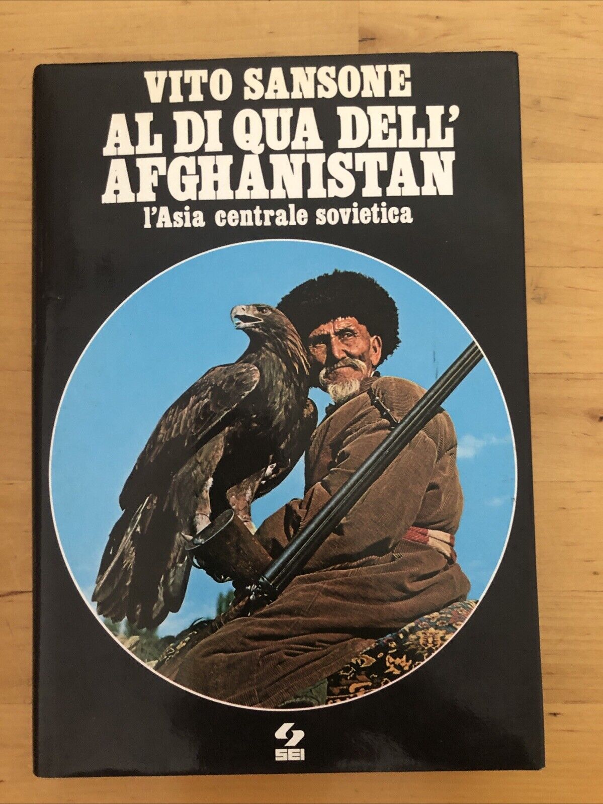 Al di qua dell'Afghanistan. L'Asia centrale sovietica , V. Sansone