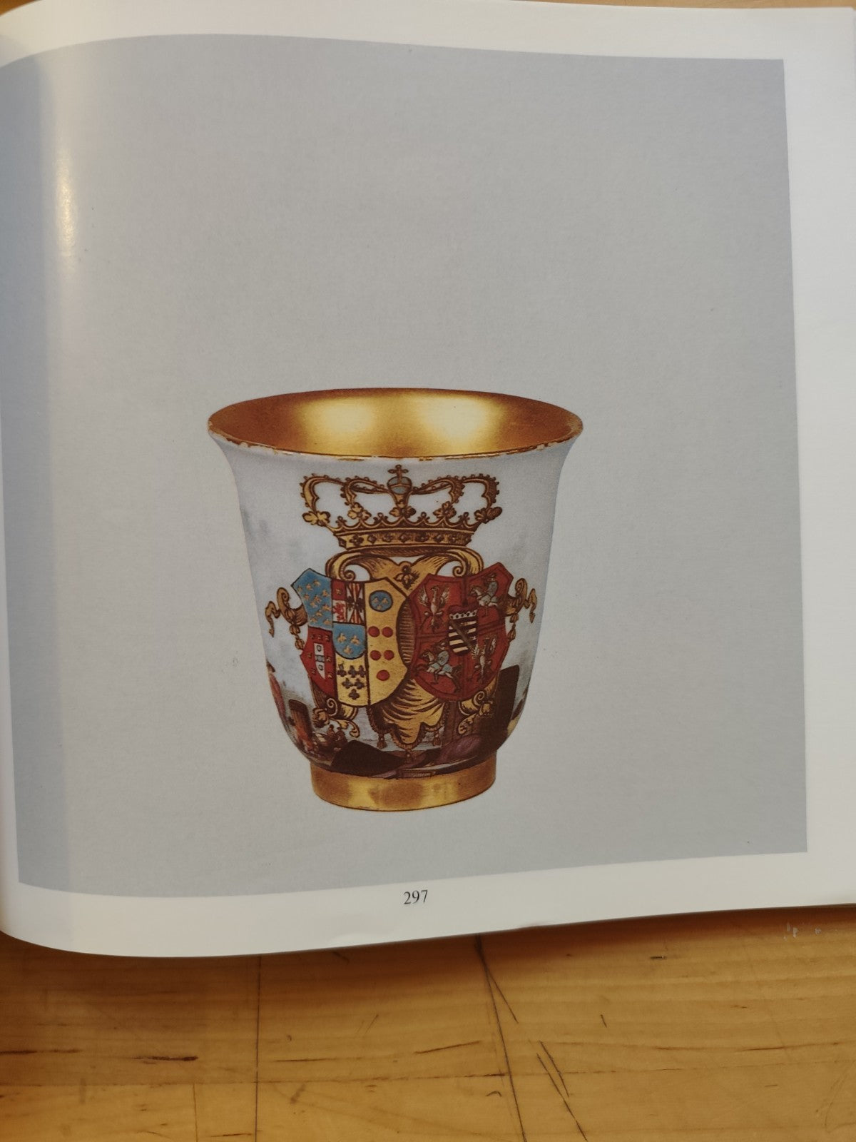 Porcellane Europee e orientali mobili e oggetti d'arte, Franco Semenzato Venezia