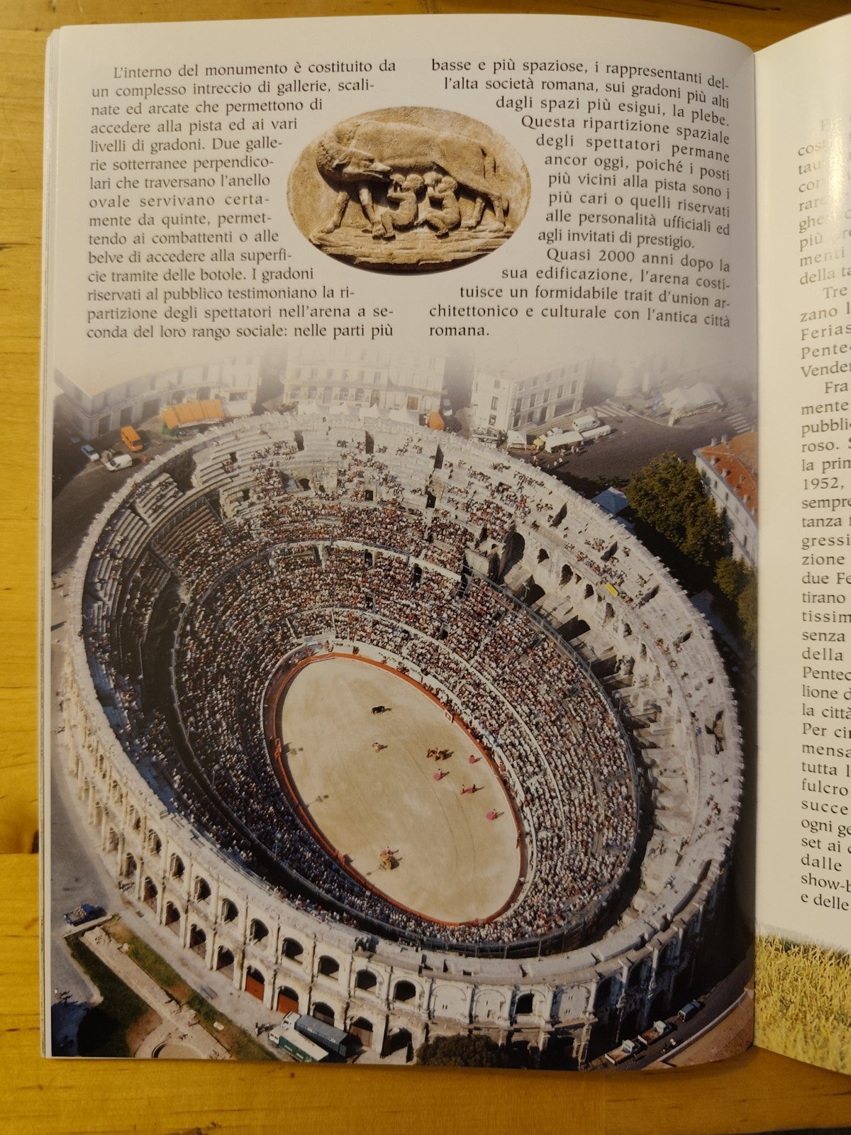 Nimes edizione italiana P.E.C. edizioni 2004