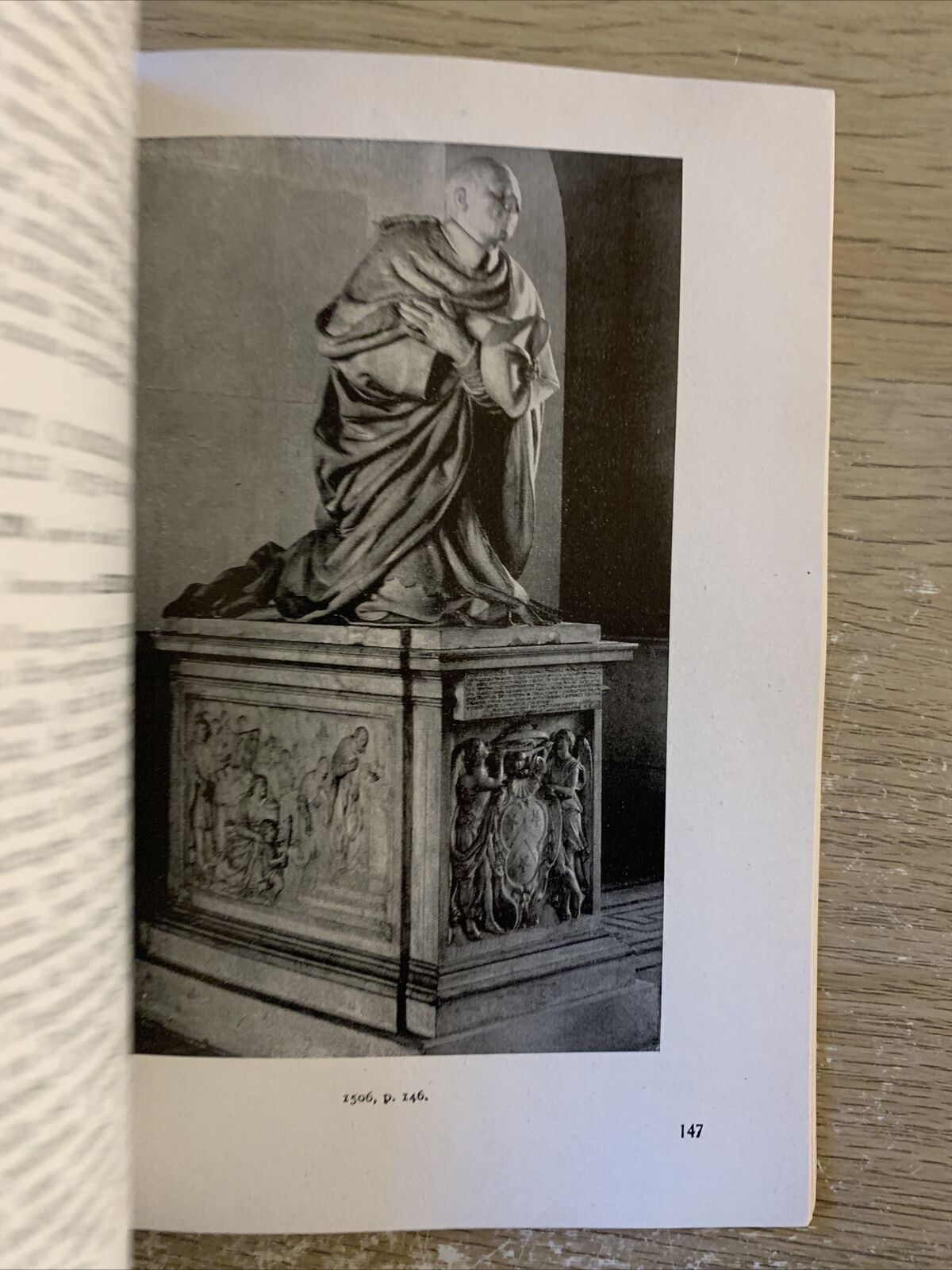 Les scultpures Moyen Age Renaissance Temps Modernes au Musée du Louvre 1957