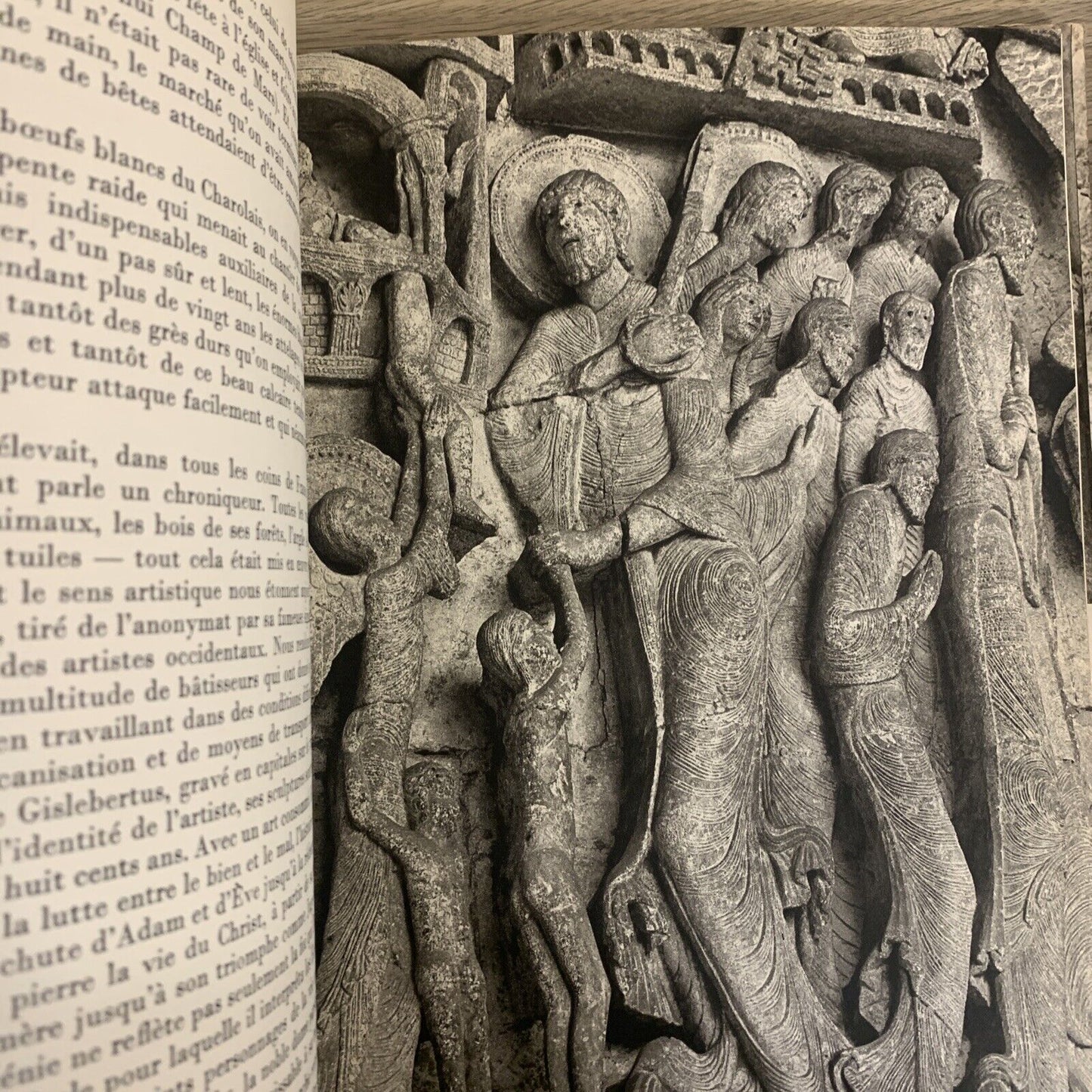 L'HISTOIRE DES ROIS MAGES SELON L'EVANGILE DE SAINT MATTHIEU, VUE PAR GISLEBERTU
