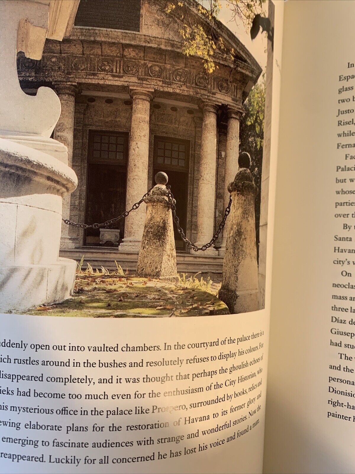 HAVANA portrait of a city. Juliet Barclay. Martin Charles Photography 1993