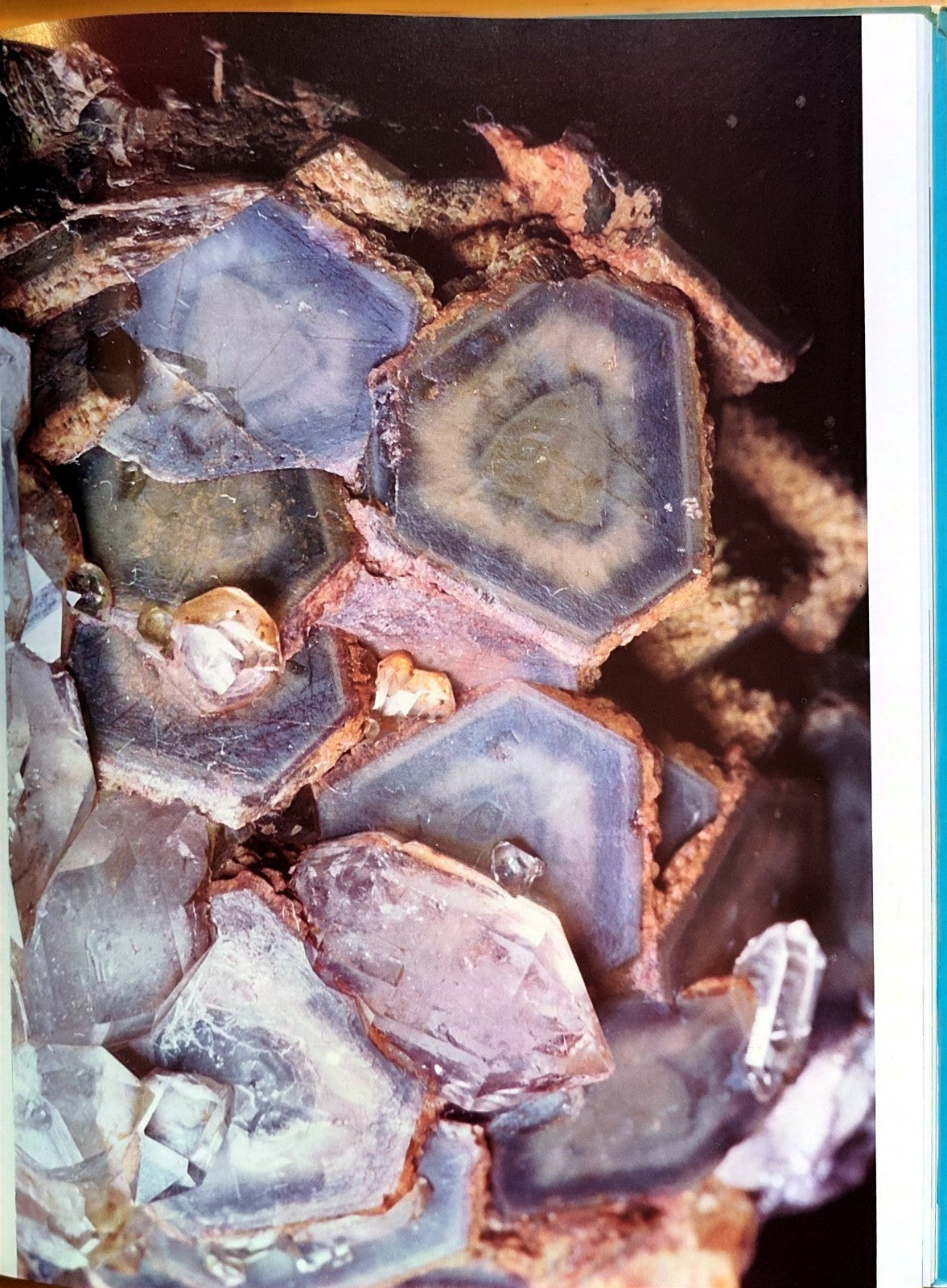 Minerali DeAgostini V. De Michele 1973 (Mineralogia scienza della terra Geologia