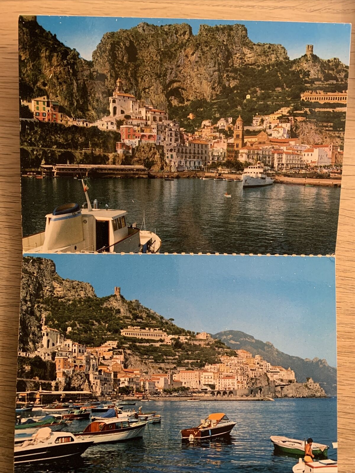 Ricordo di Amalfi. Cartoline raccolta, 17 cartoline