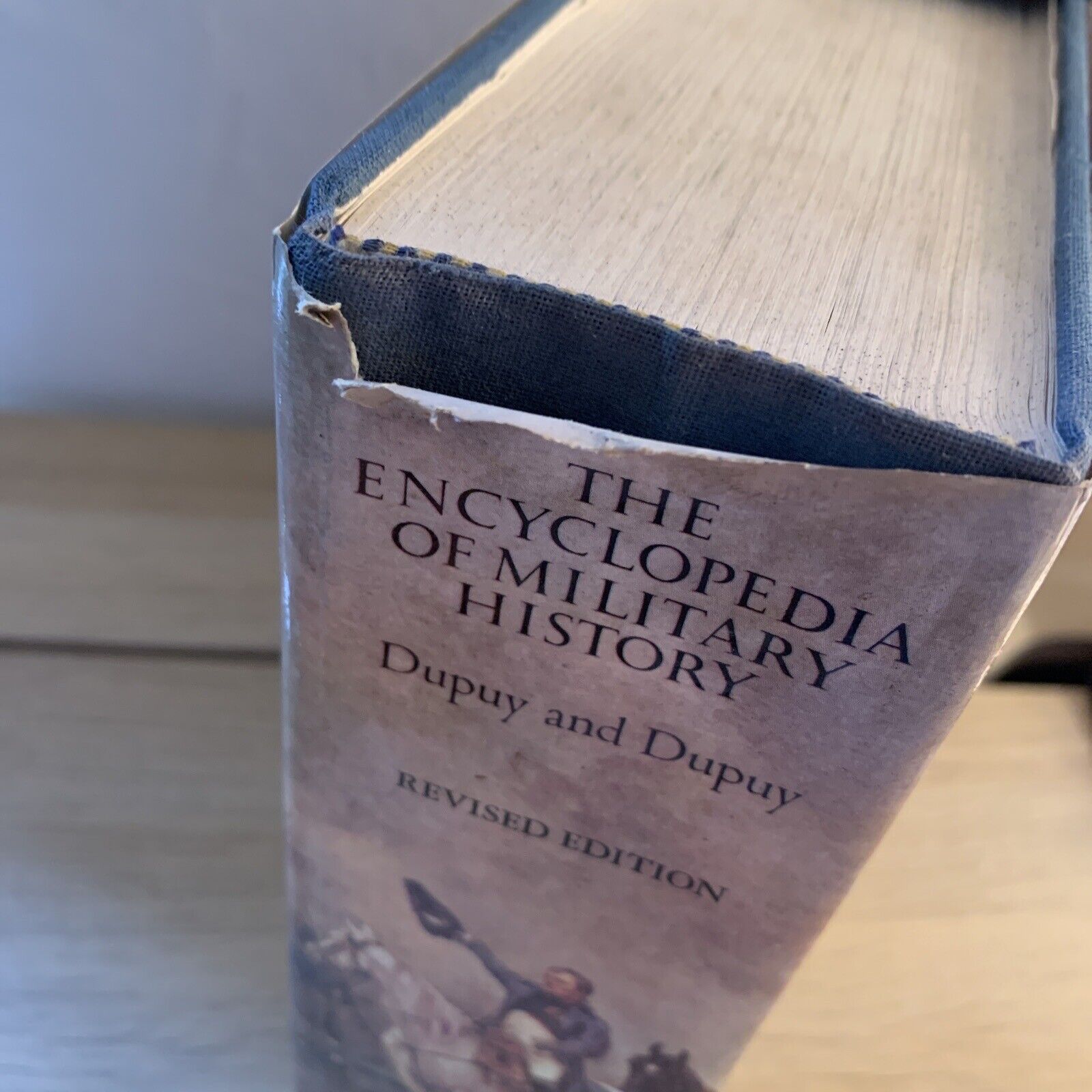 The encyclopedia of military history - Dupuy Ernest and Trevor. Jane's 1980 #