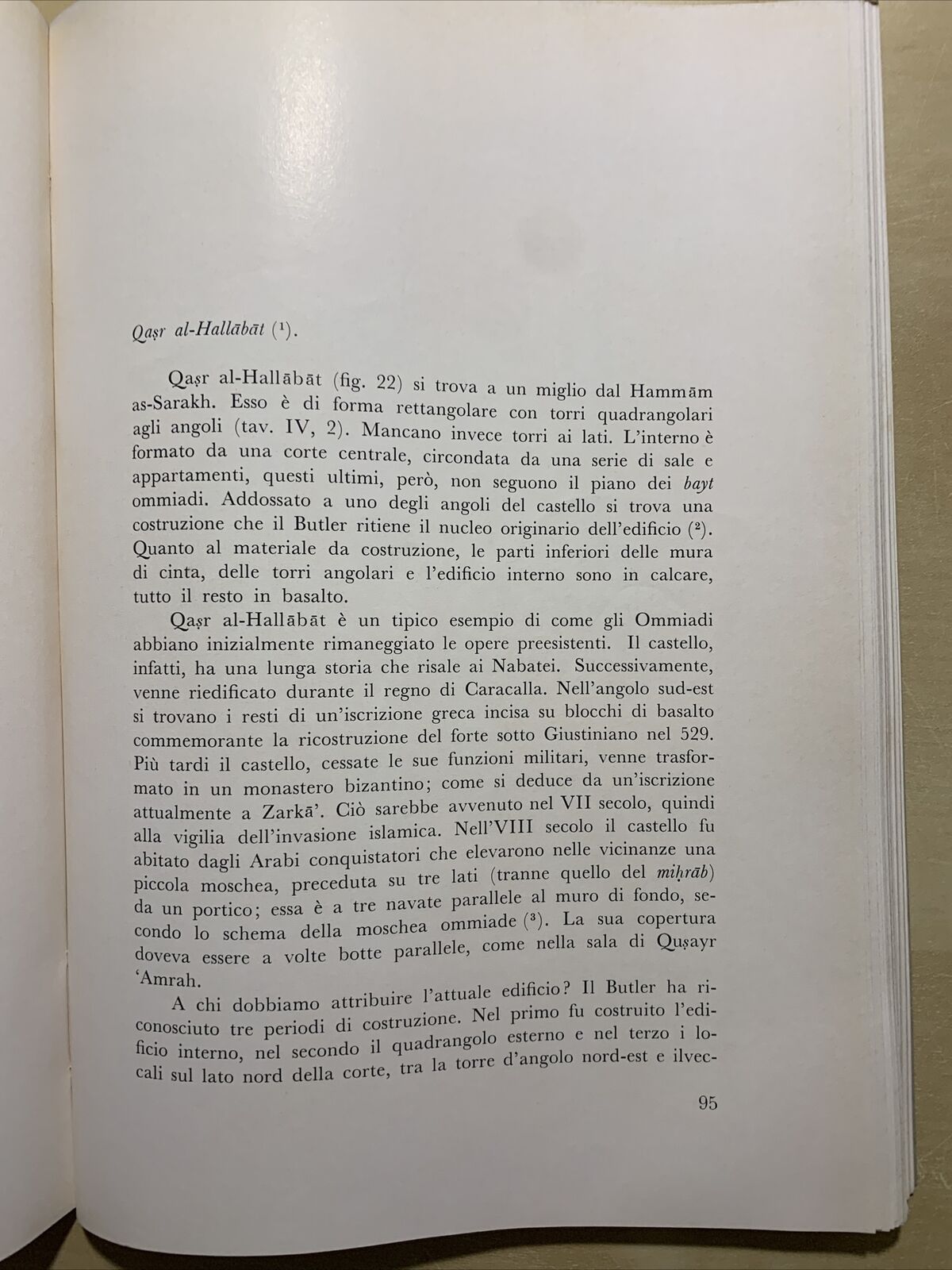 ORIGINI E PRIMI SVILUPPI DELL'ARCHITETTURA CIVILE MUSULMANA. VINCENZO STRIKA #