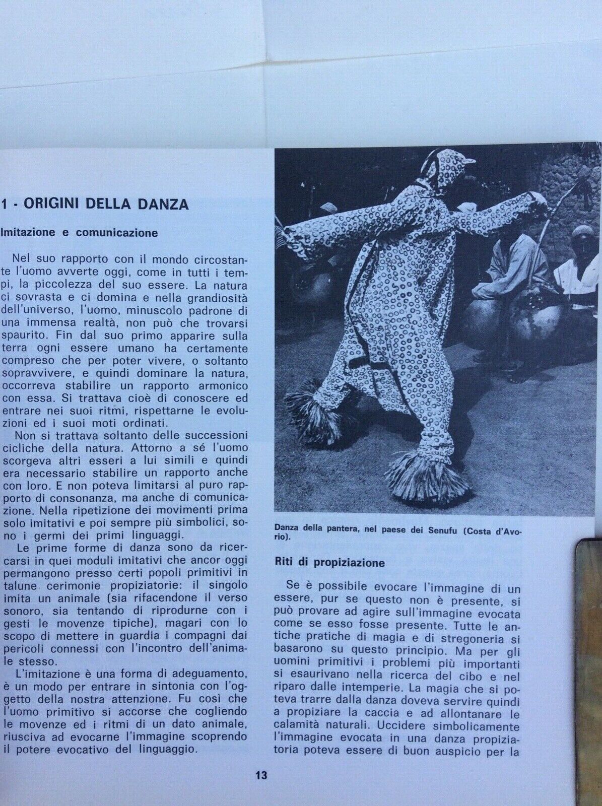 LA DANZA POPOLARE NELLA SCUOLA , MARIO RAGGI, EDITRICE LA SCUOLA, 1982