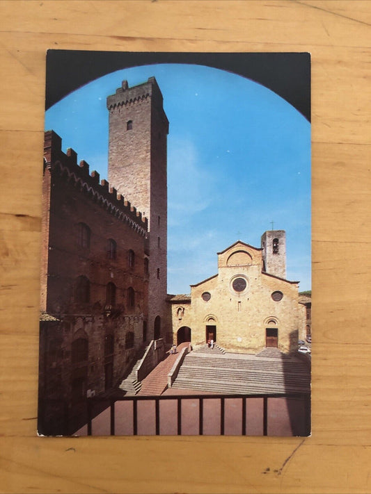 Cartolina SAN GIMIGNANO - SIENA , NON VIAGGIATA spedizione gratuita