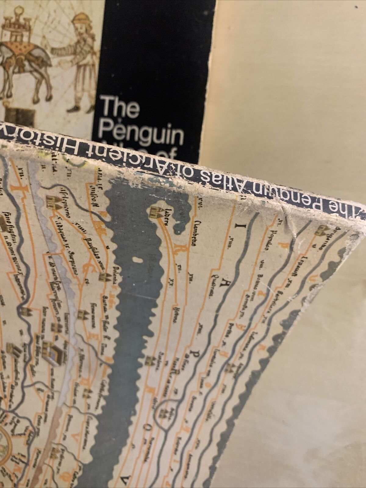 THE PENGUIN ATLAS - ANCIENT, MEDIEVAL, MODERN HISTORY. COLIN MCEVEDY #