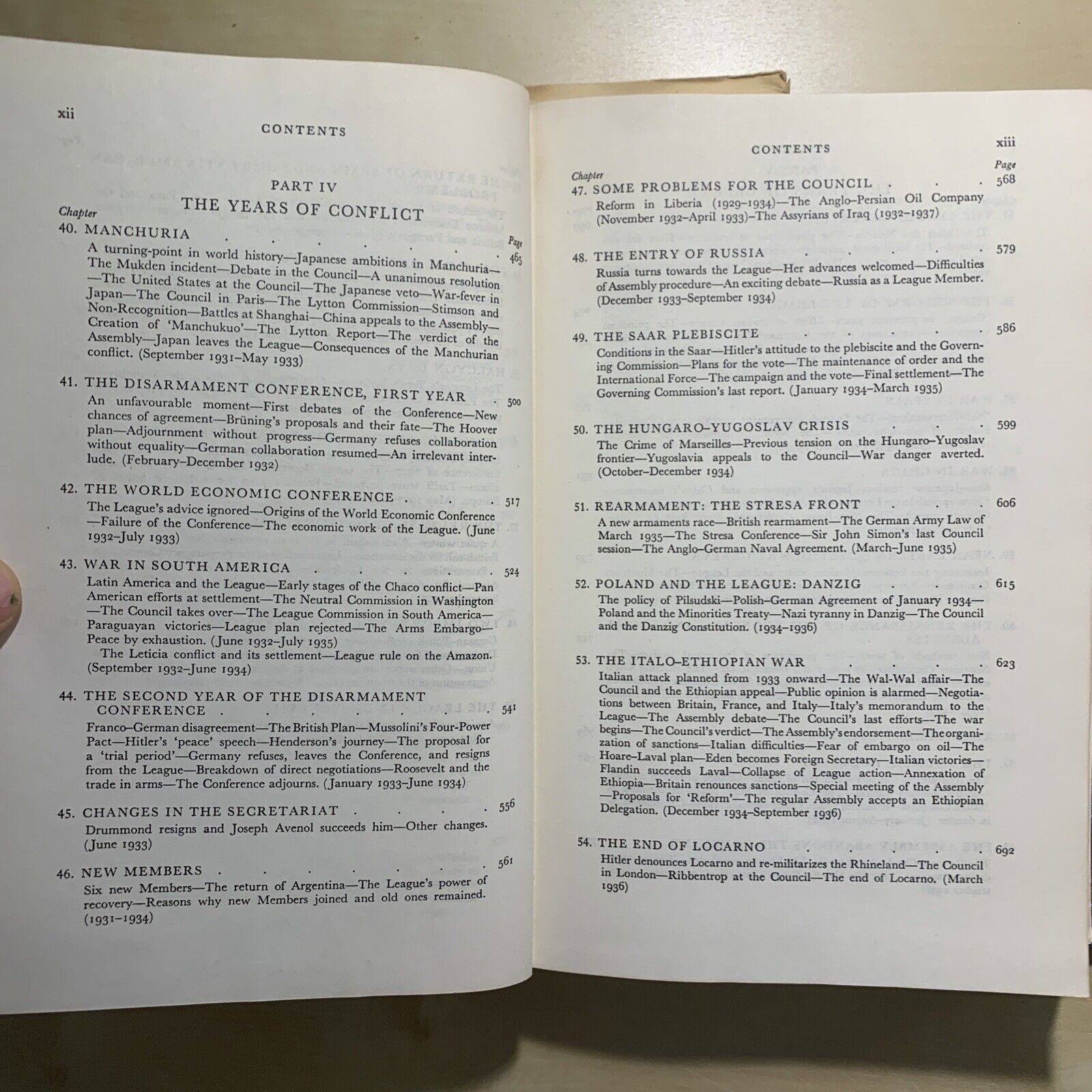 history of THE LEAGUE OF NATIONS - F. P. WALTERS. OXFORD UNIVERSITY PRESS 1960 #