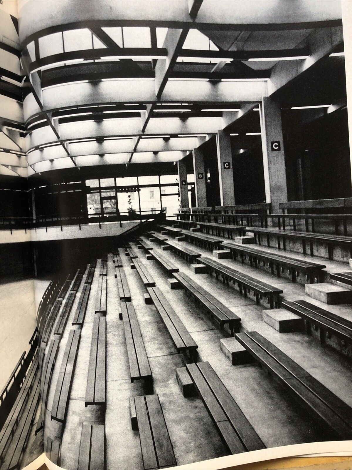 ARCHITEKTUR WETTBEWERBE 69 architettura architecture, living in new Areas 1972