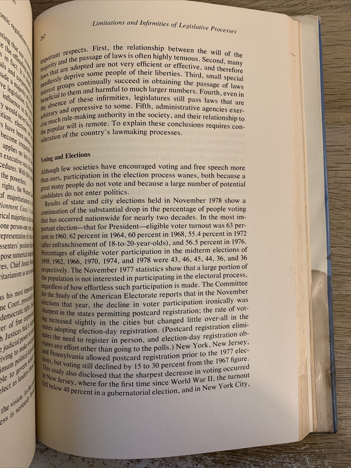 ECONOMIC LIBERTIES AND THE CONSTITUTION. BERNARD H. SIEGAN. Chicago univ. Press