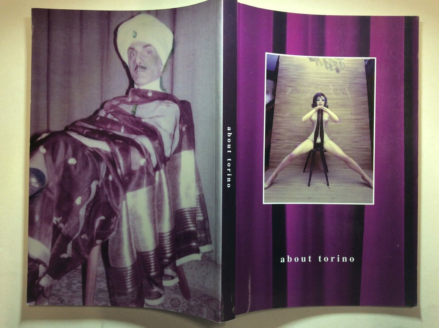 ABOUT TORINO - BROCHURE DEPLIANT NEGOZI TORINO