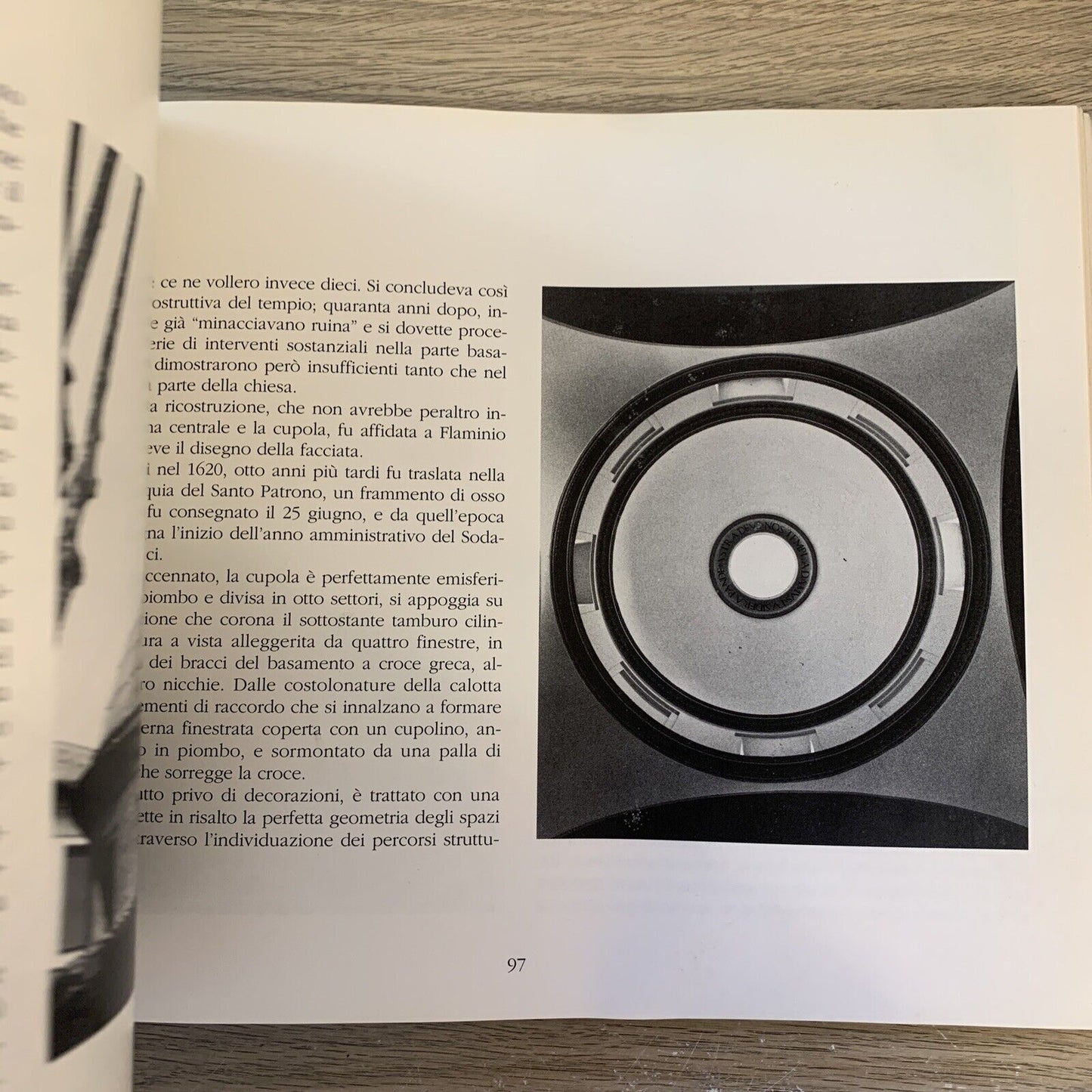 LE CUPOLE DI ROMA - FRANCESCO DE TOMMASI. LA MERIDIANA 1991