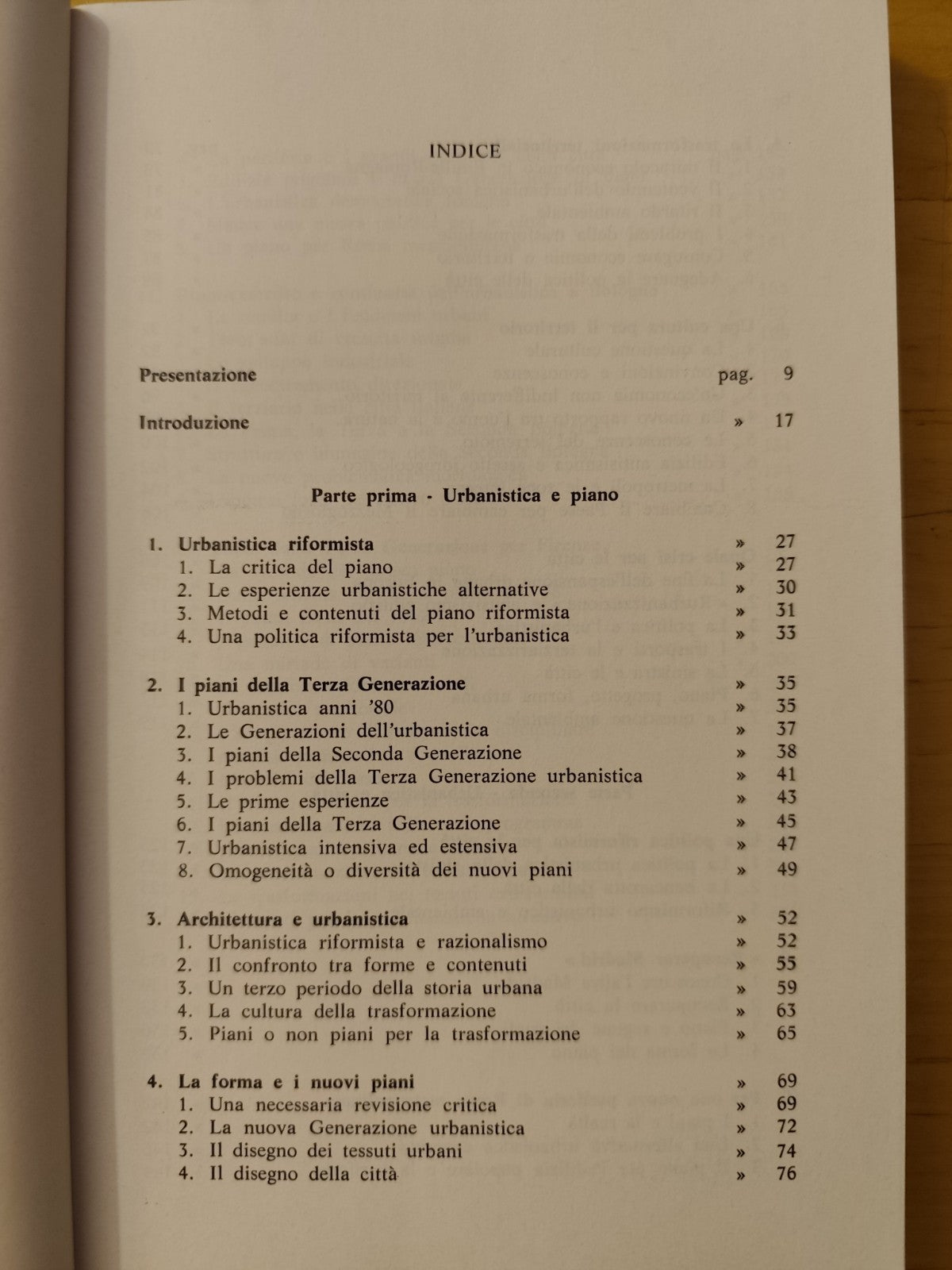 La terza generazione dell'Urbanistica - G. Campos Venuti. Franco Angeli ed. 1987