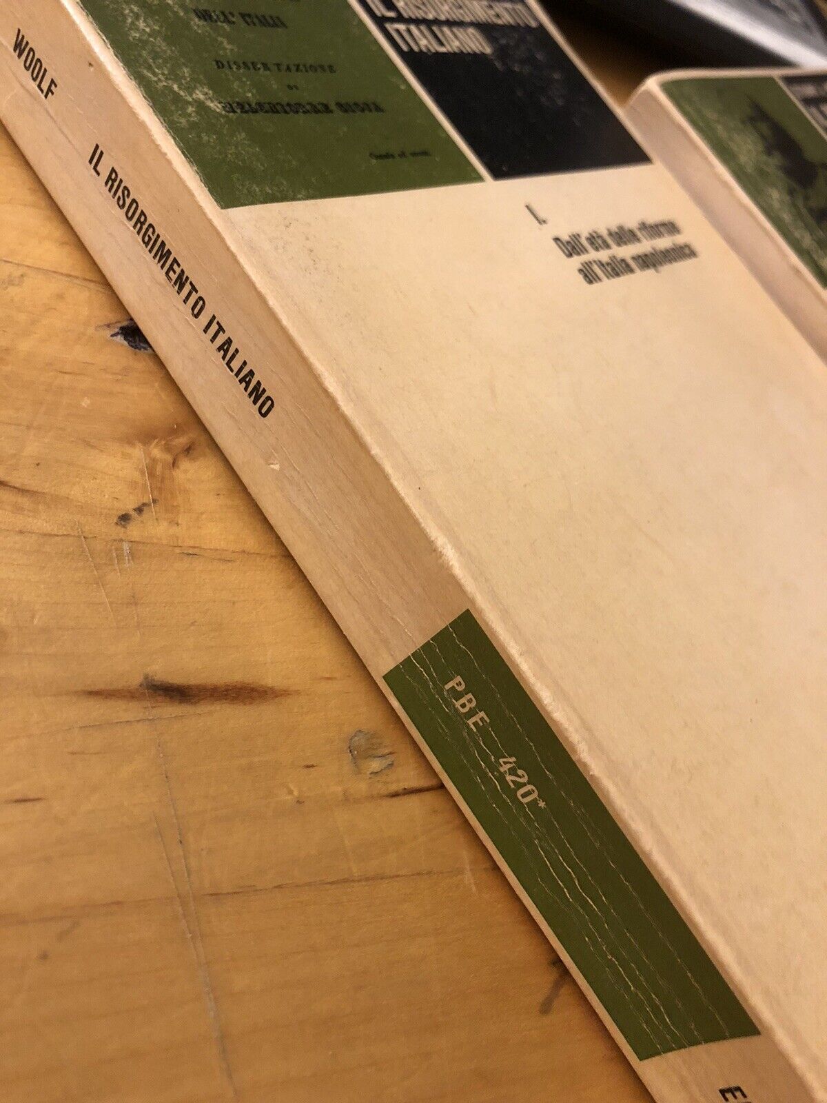 Il risorgimento italiano,  Stuart J. Woolf  2 voll. piccola biblioteca Einaudi