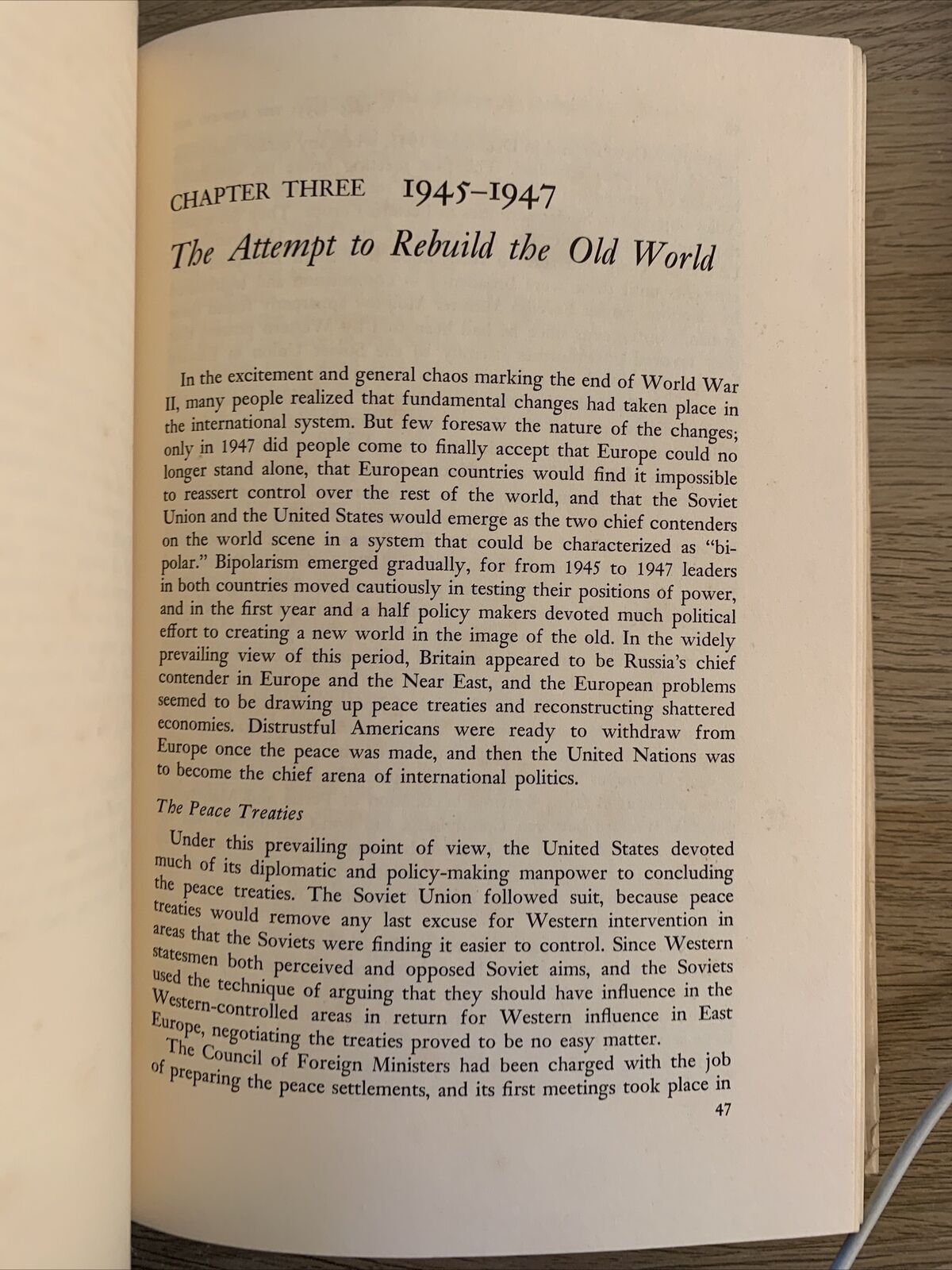 INTERNATIONAL POLITICS SINCE WORLD WAR II - a short history, C. Robertson 1966 #