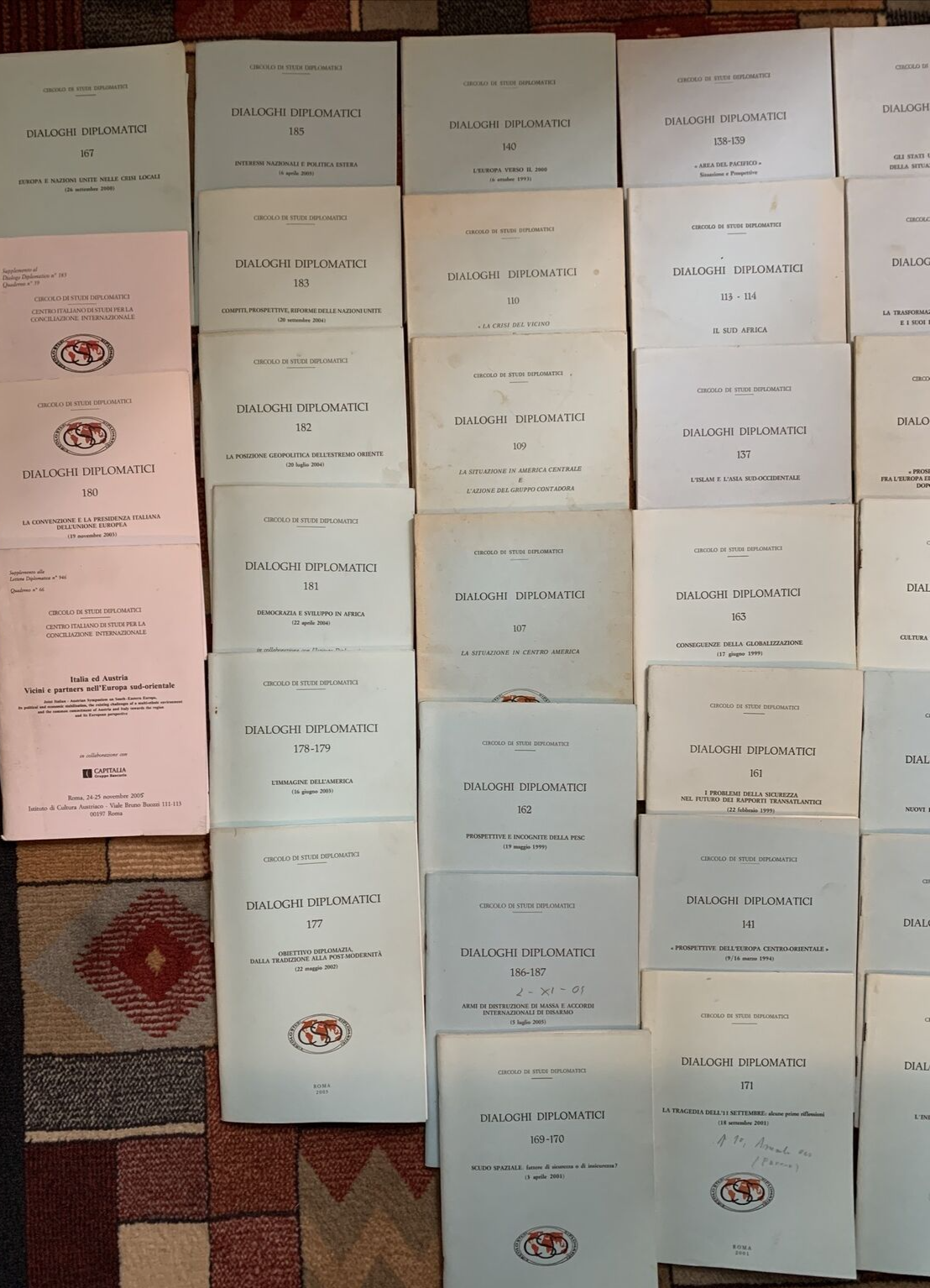 DIALOGHI DIPLOMATICI - circolo di studi diplomatici  - 52 volumi #