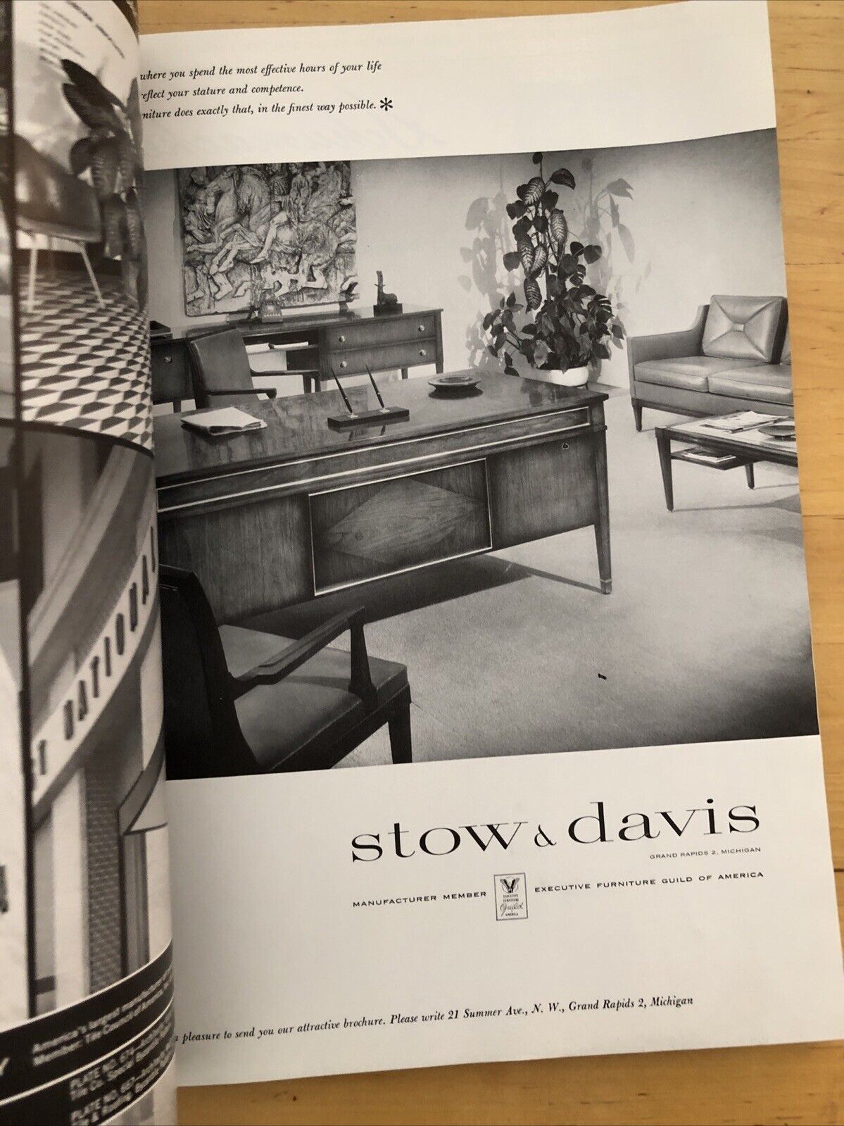 INTERIORS MAGAZINE JANUARY 1960. Interiors, design, architecture. Olga Gueft