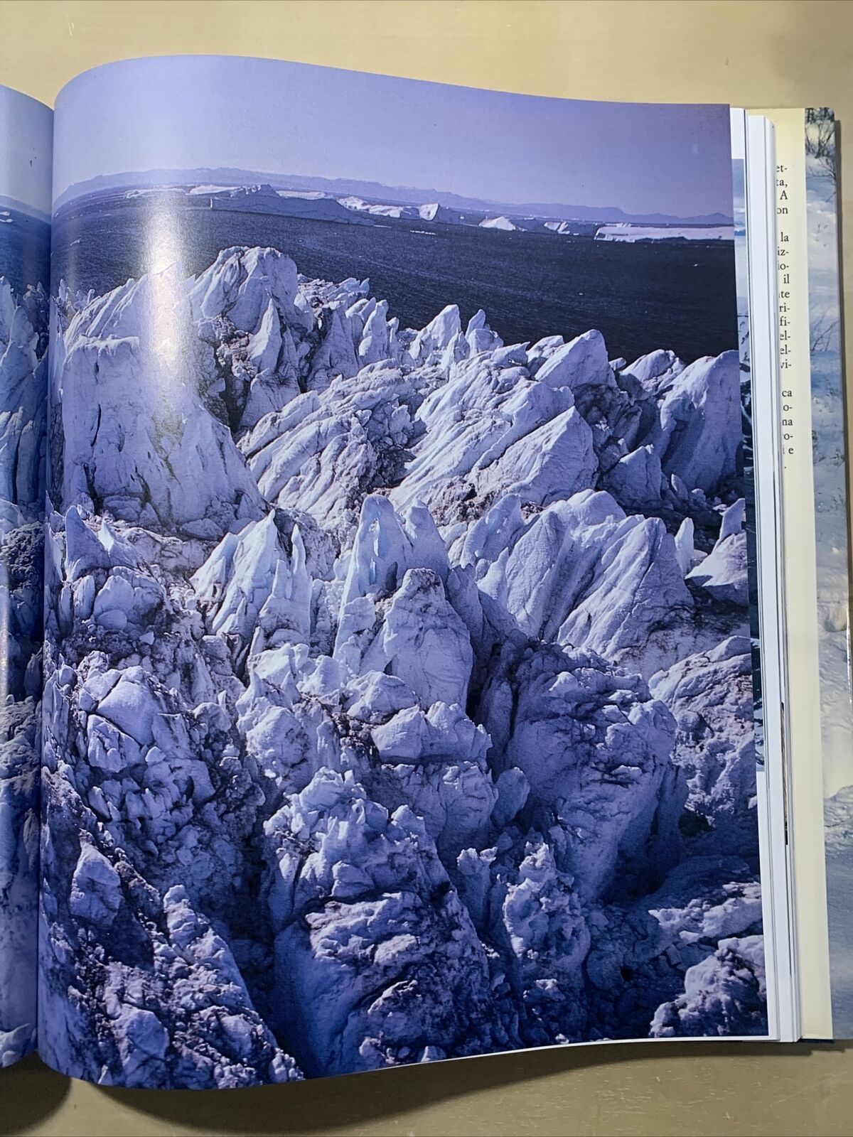 ARTICO - Brando Quilici, Una frontiera della Natura. Touring Club Italiano #