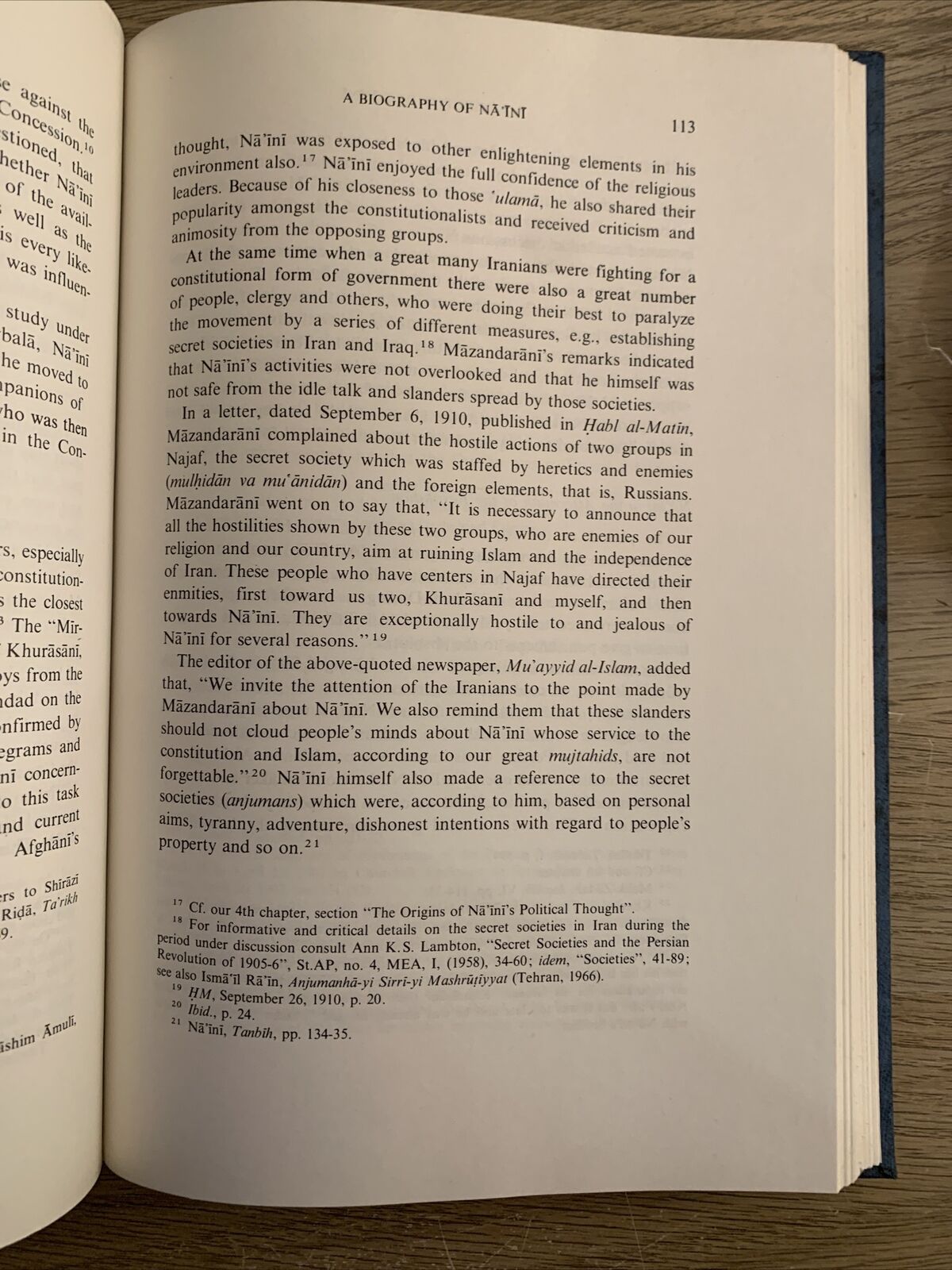 SHĪ'ĪSM AND CONSTITUTIONALISM IN IRAN. ABDUL-HADI HAIRI. Leiden E. J. Brill 1977