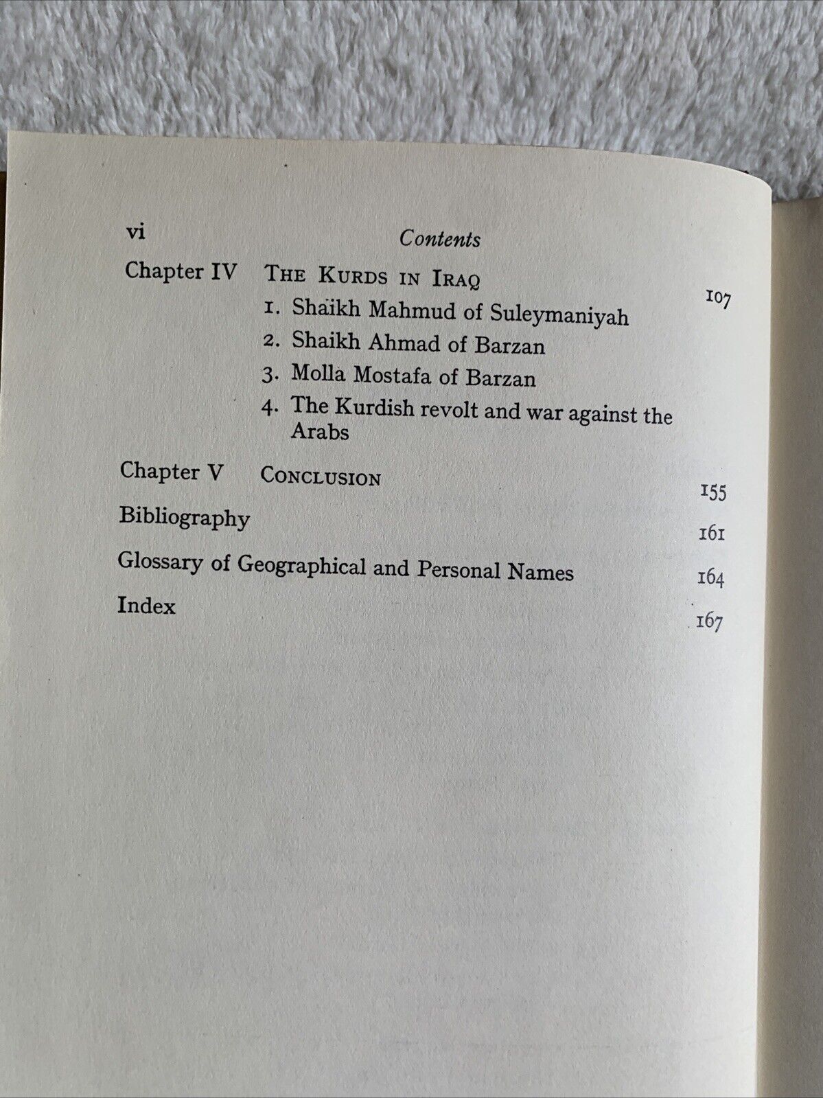 THE KURDS an historical and political study - Hassan Arfa 1968
