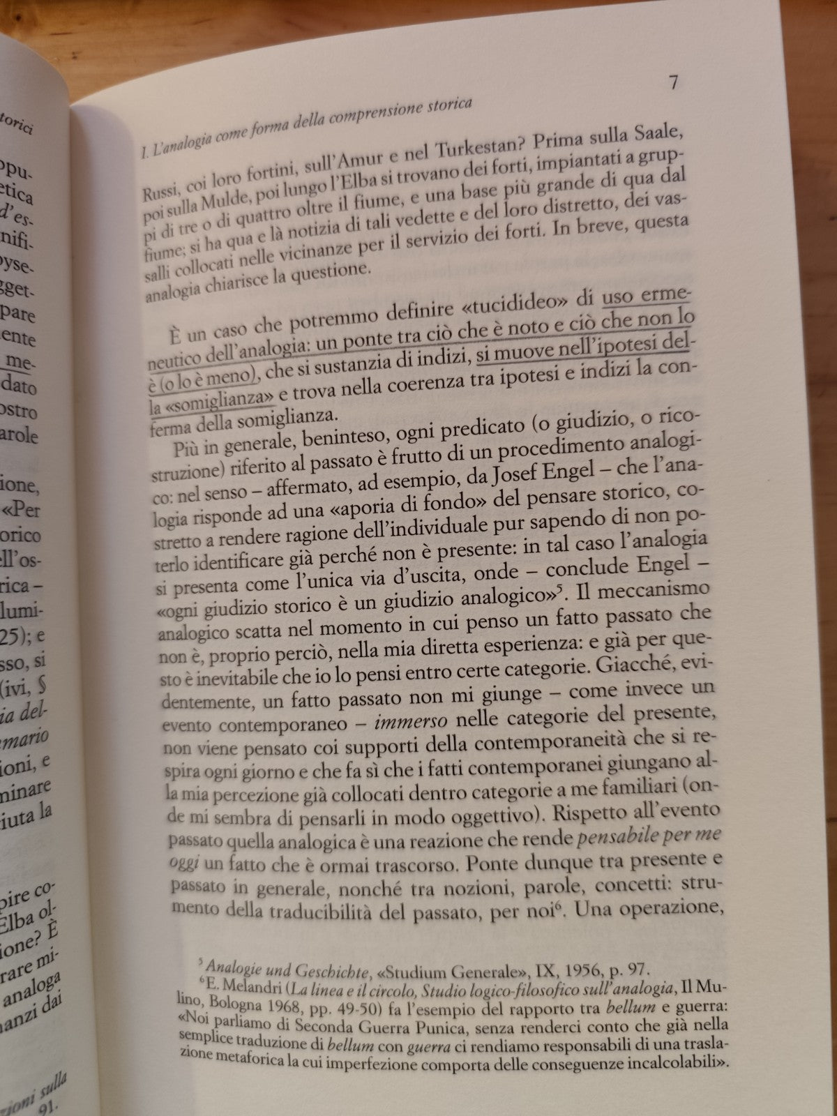 L'uso politico dei paradigmi storici Luciano Canfora, Laterza 2010 Saggittari