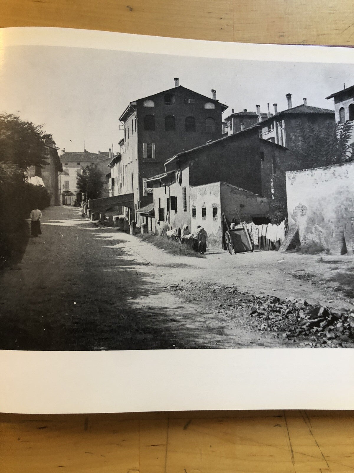 Bologna per la strada, Fotoconfronti col passato. Alberto Menarini, A. Vianelli