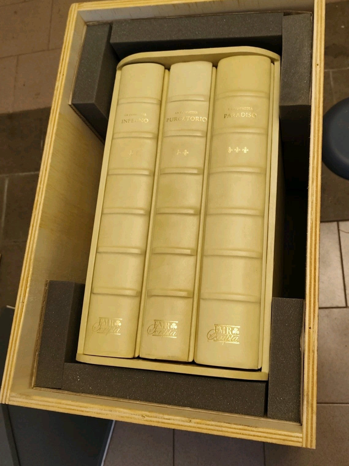 La divina Commedia FMR SCRIPTA edizione lusso pelle grande formato cofanetto 