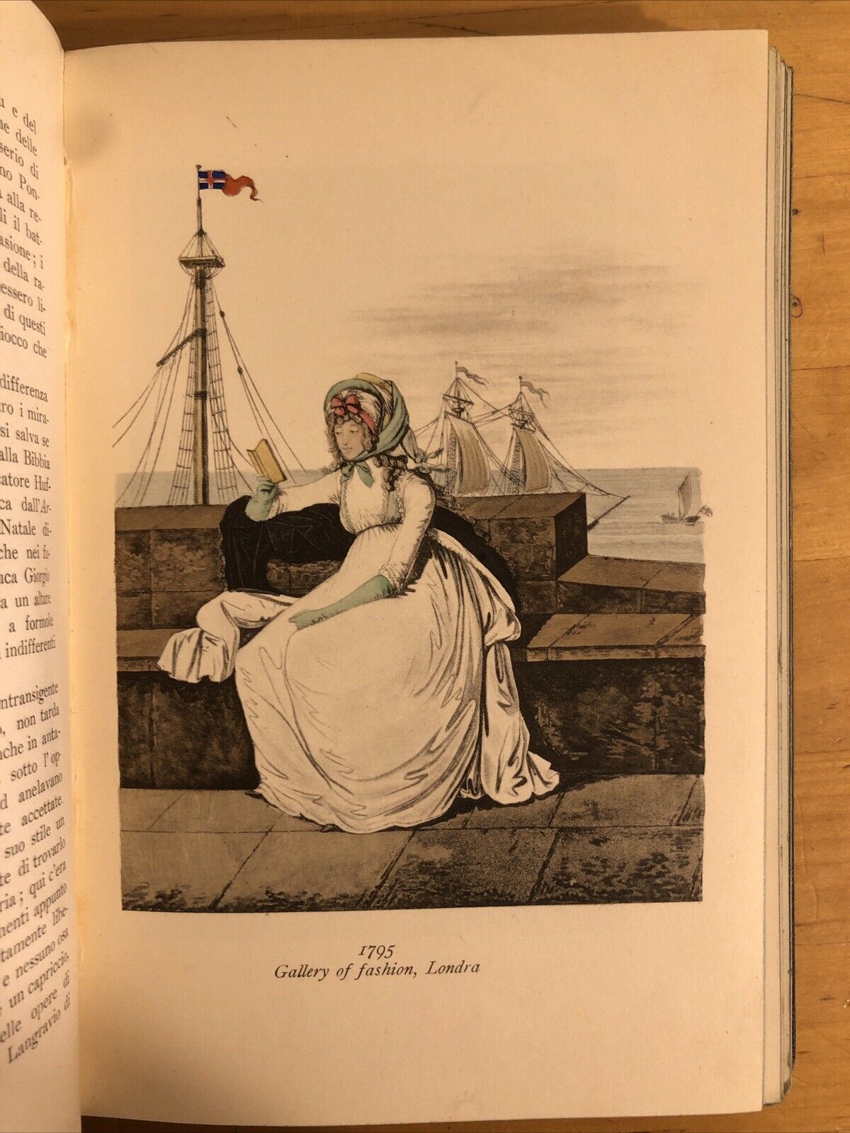 La moda nel secolo XIX  Max Von Bohen - istituto italiano d'arti grafiche 1909